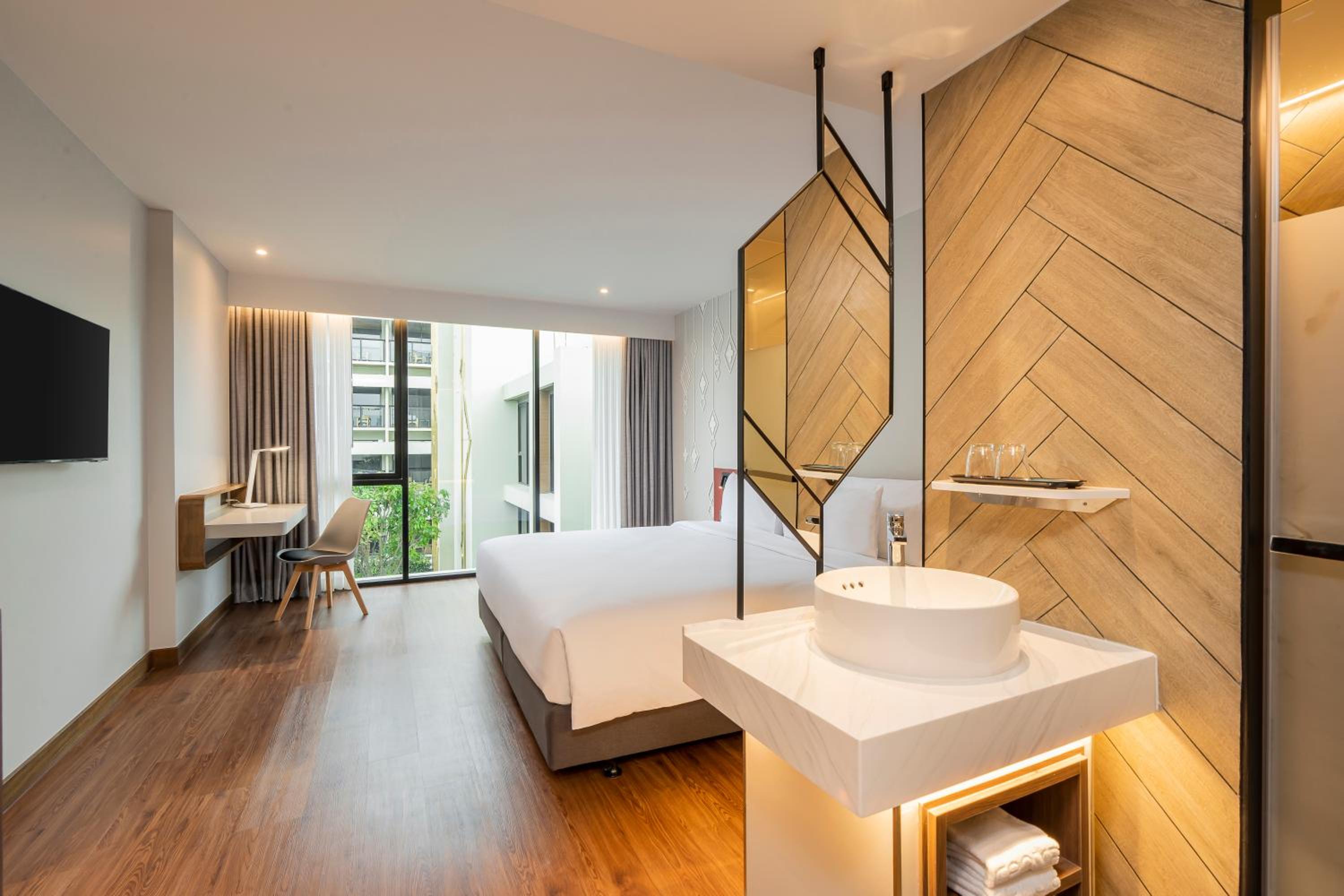 Superior King Room photo 1