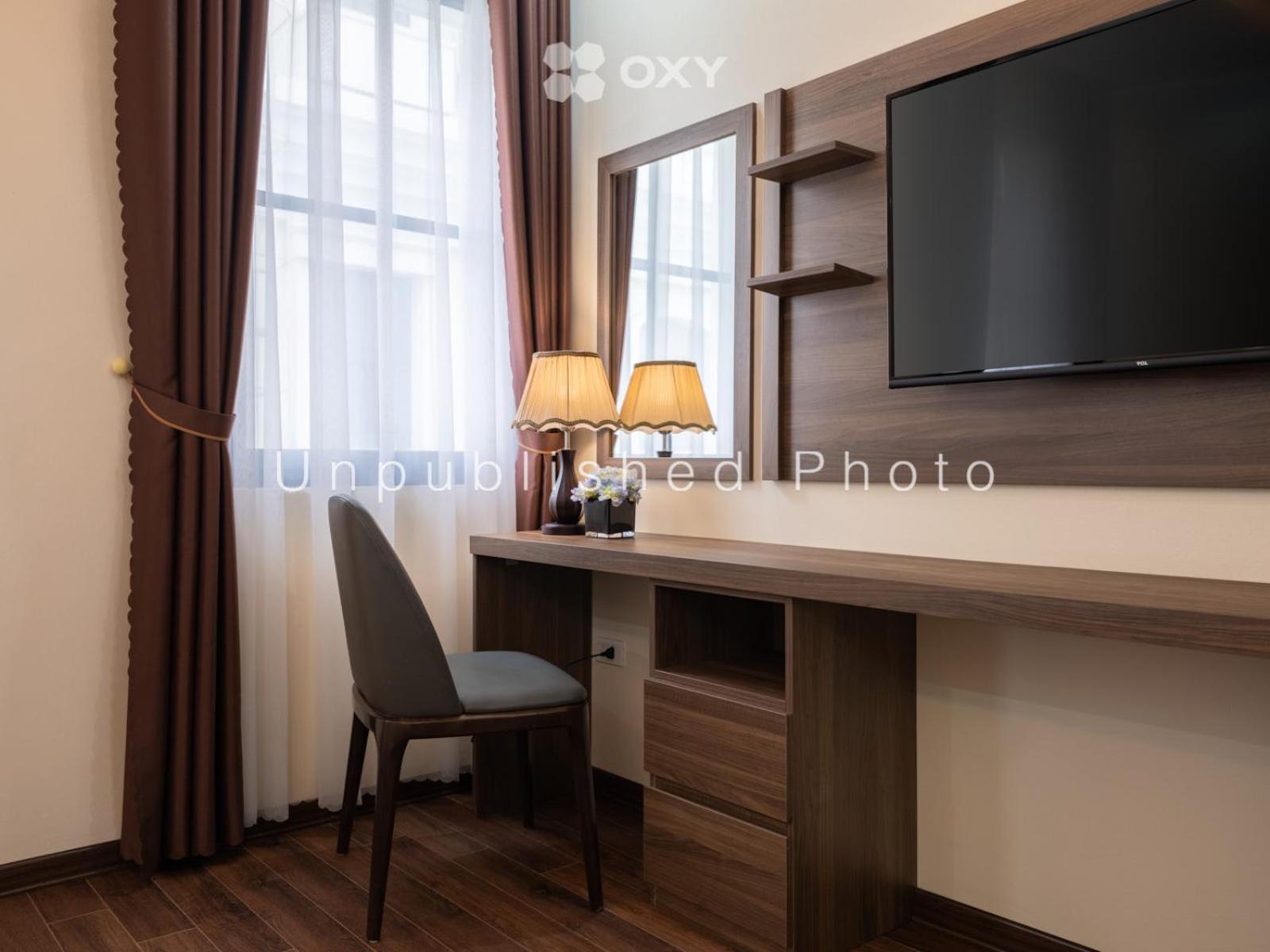 Single Bed in Dormitory Room