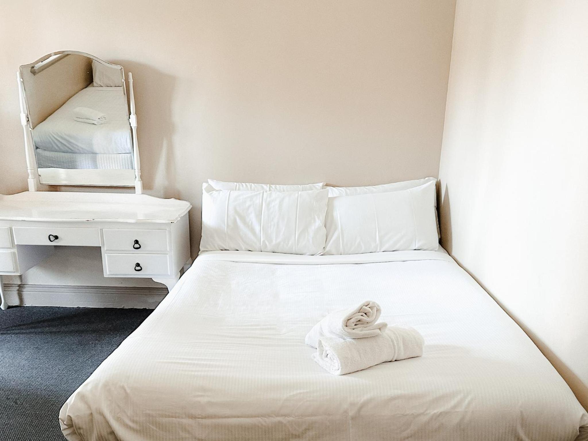 Triple Room with Shared Bathroom