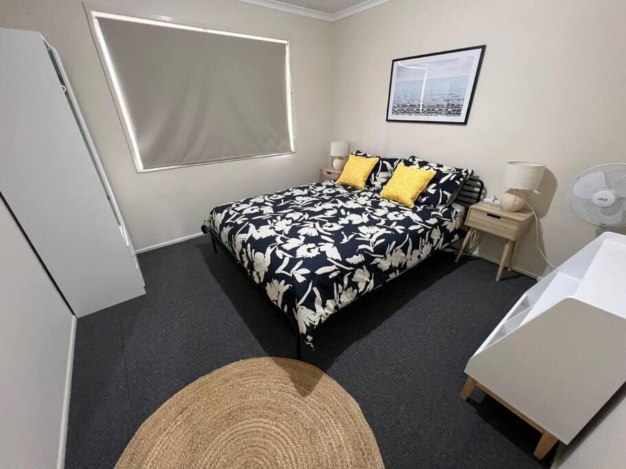 Three-Bedroom House photo 1