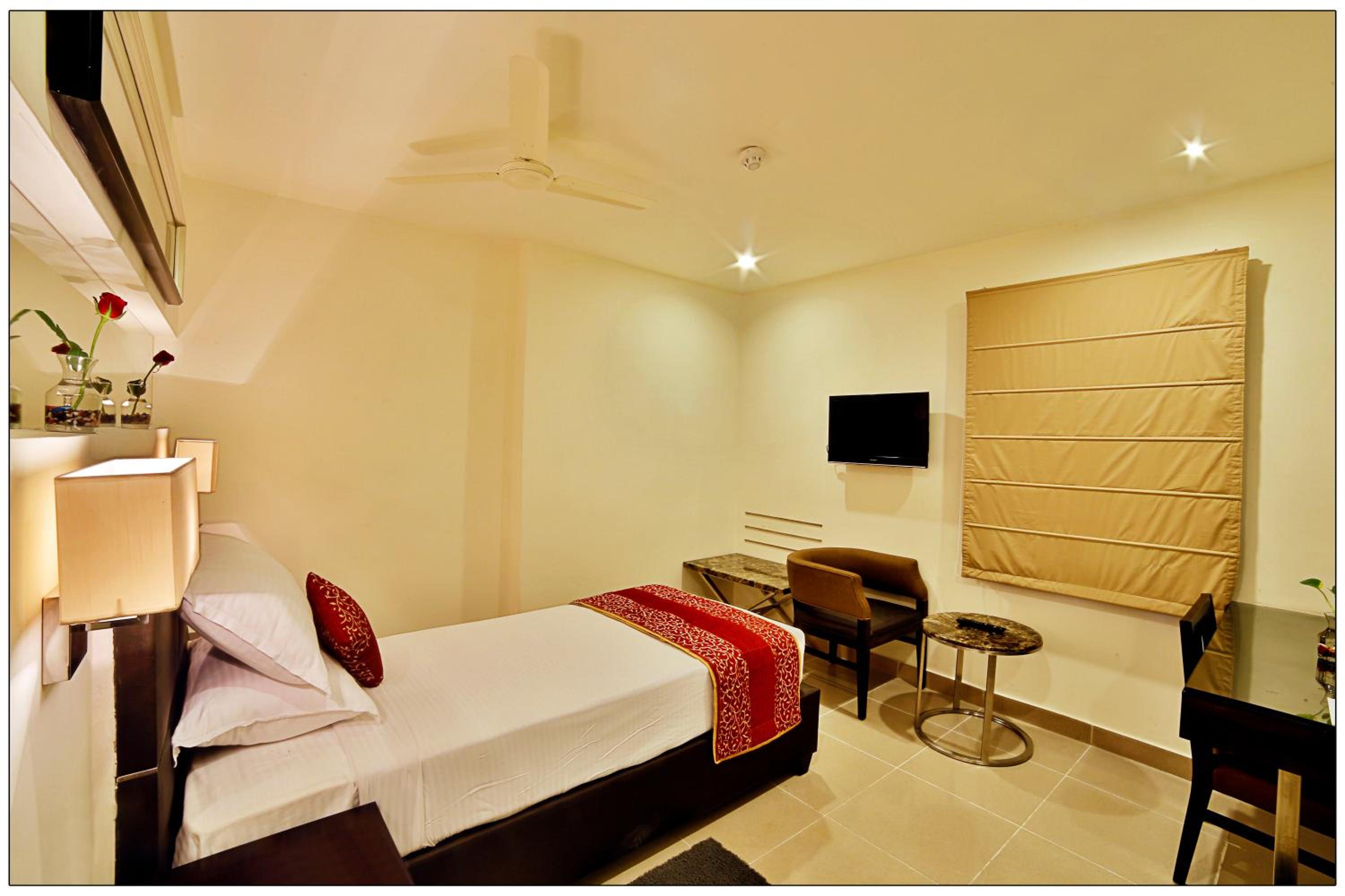 Standard Double or Twin Room photo 1