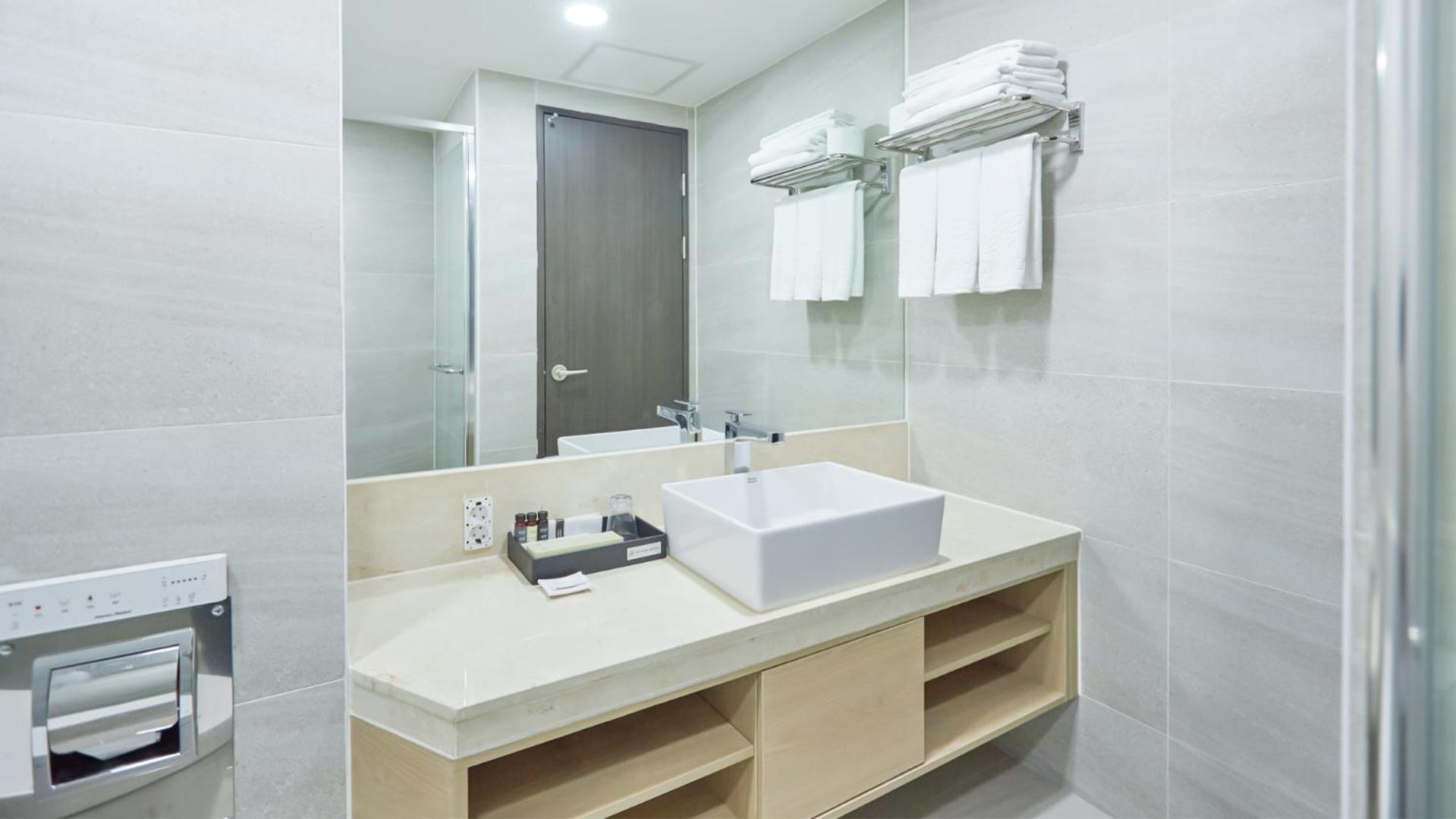 Family Double Room - Photo 4