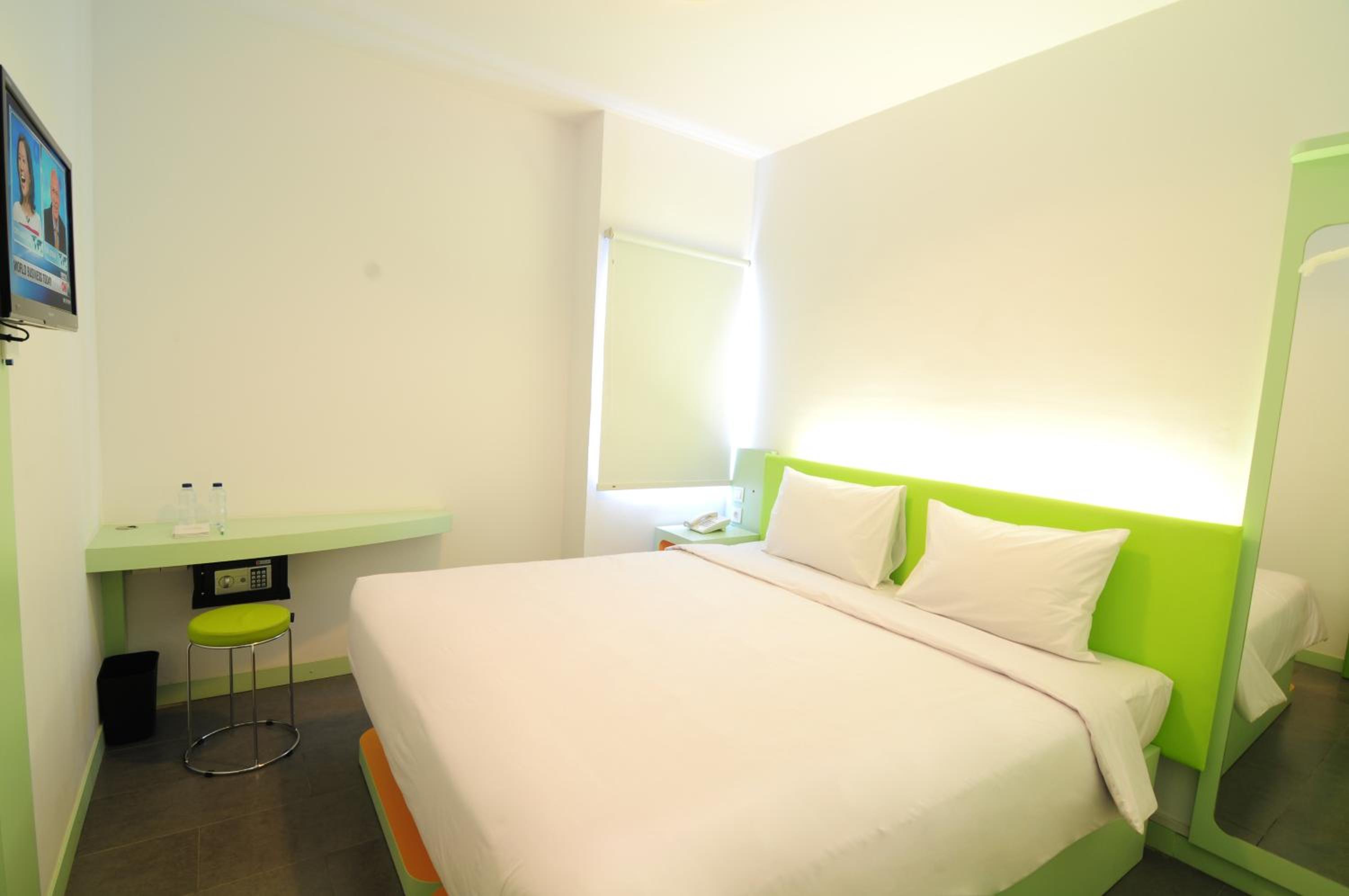 Transit Offer - Standard Double Room For 8 Hours (10:00-21:00) photo 1