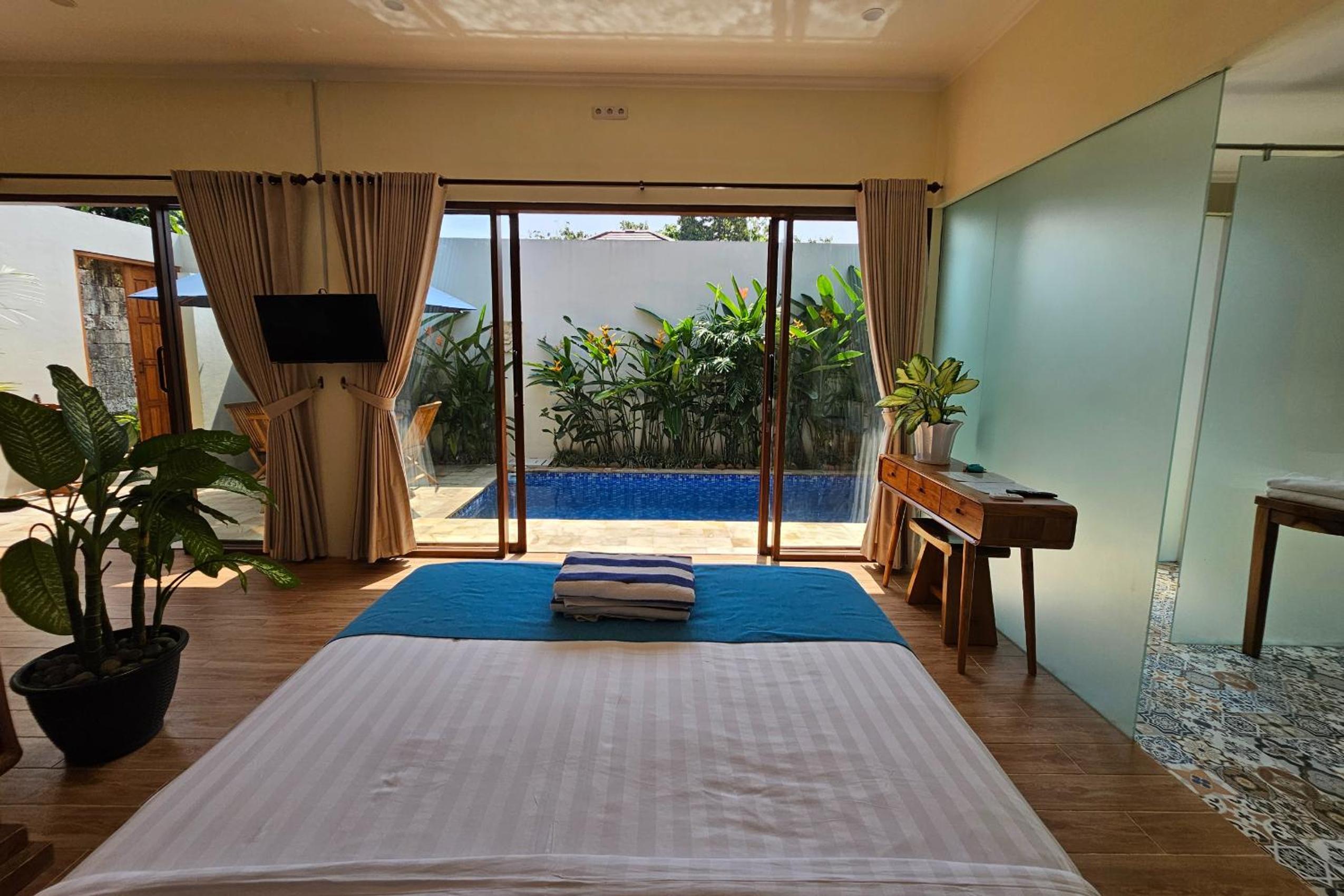 Modern Superior Pool Villa - Photo 2