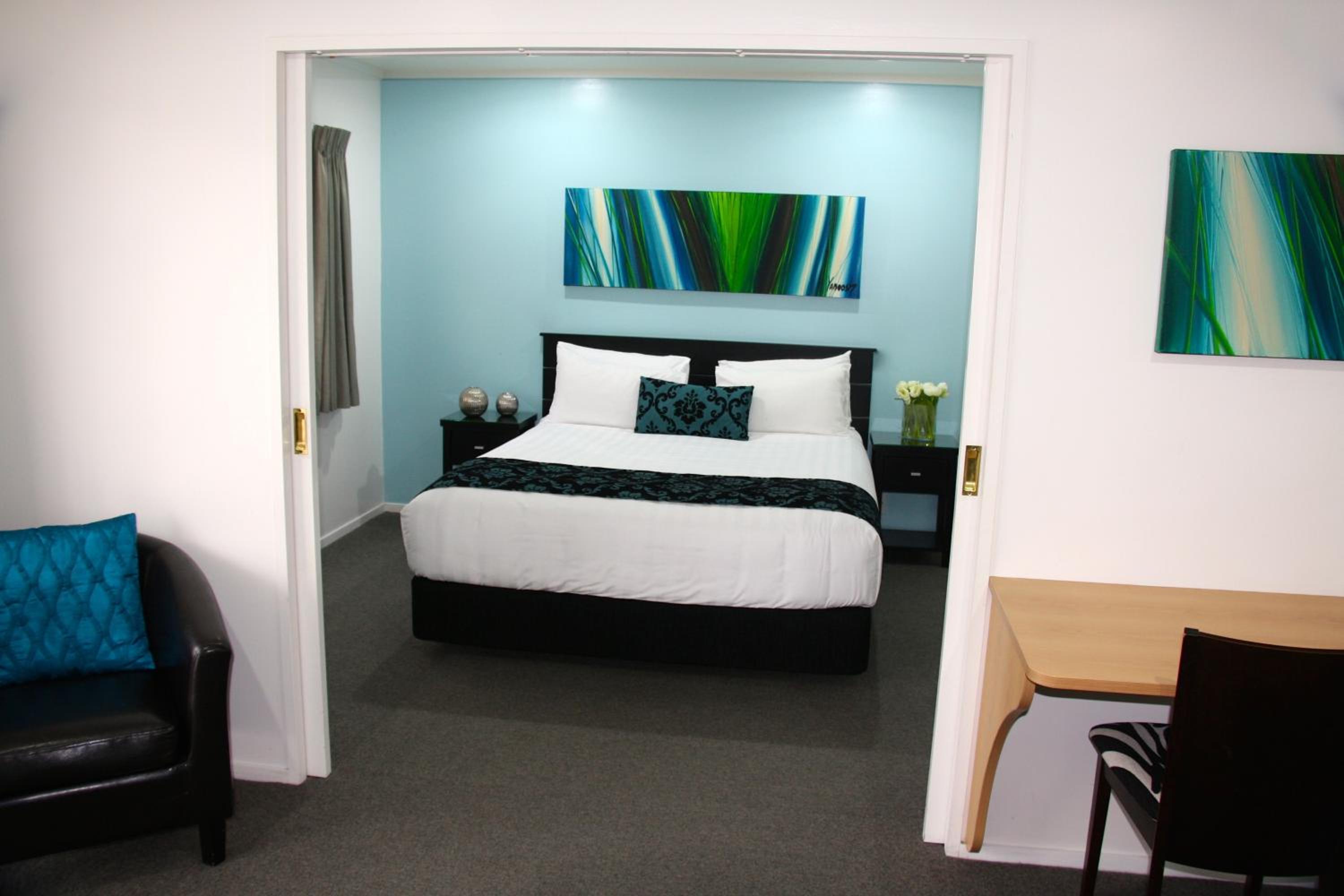 Executive Suite with Spa Bath photo 1