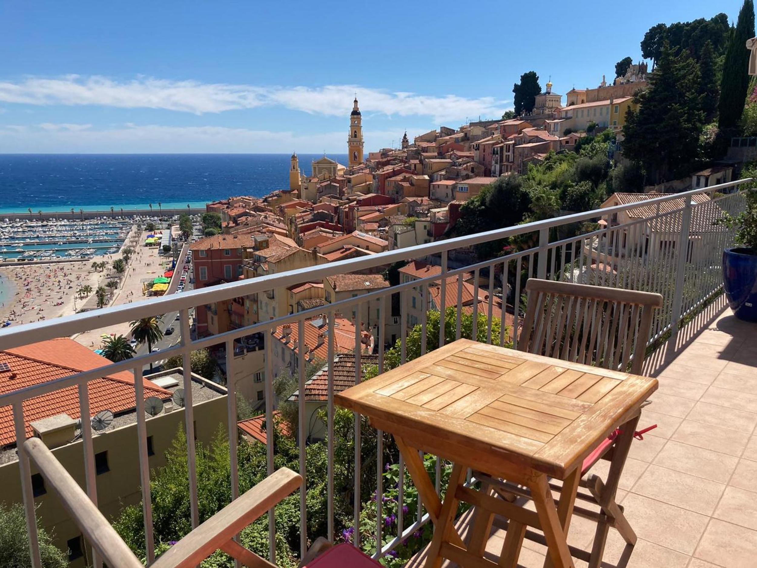 Studio with Sea View