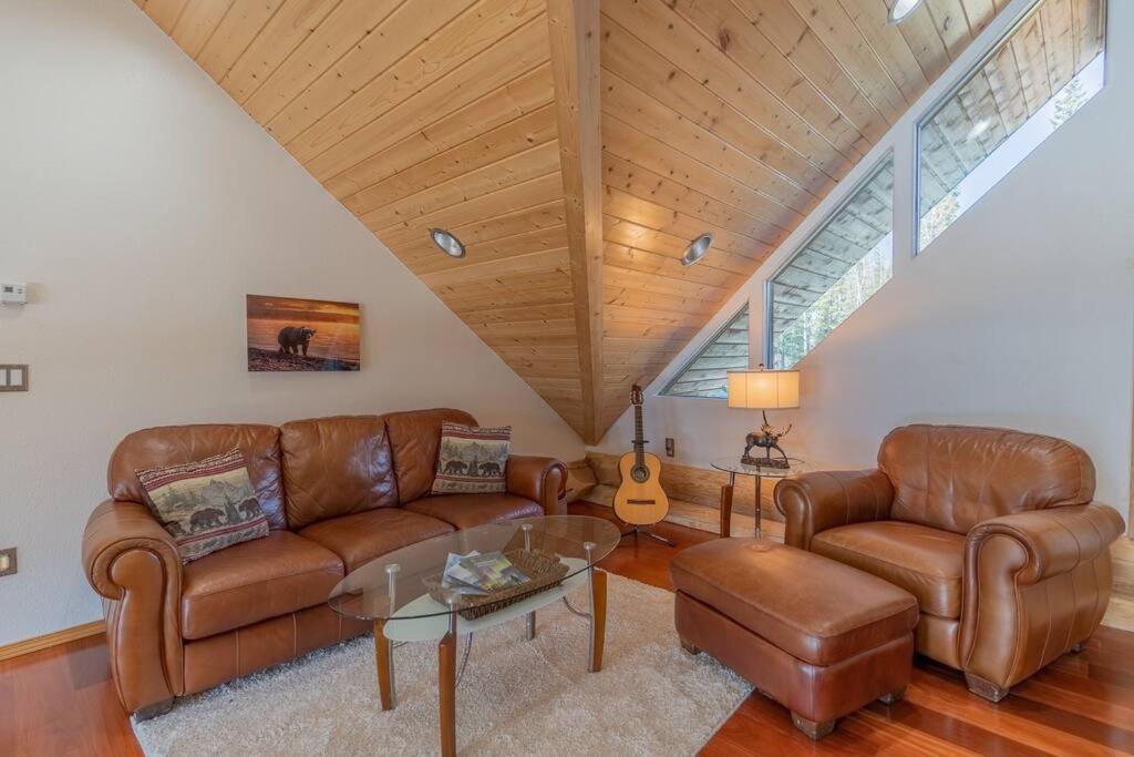 Four-Bedroom House photo 1
