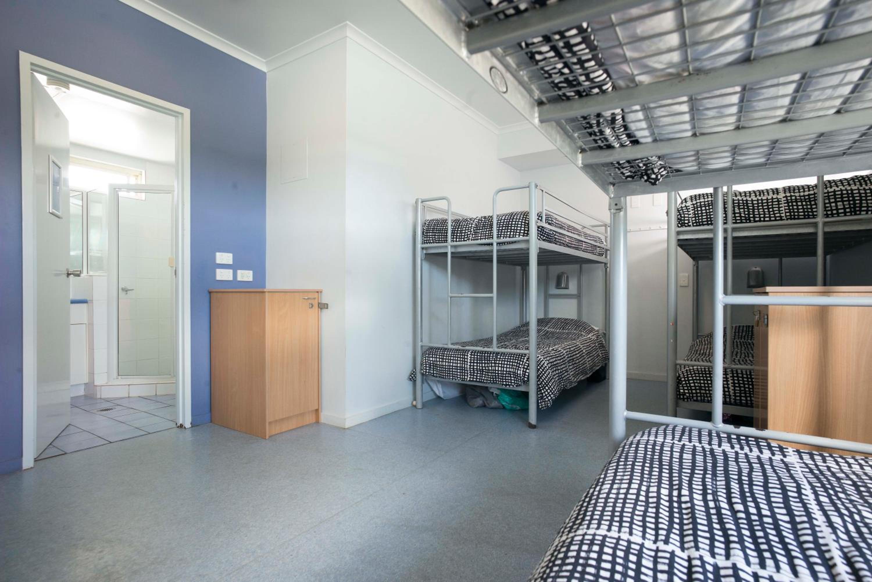 Bed in 6 Share Female Dormitory with Ensuite