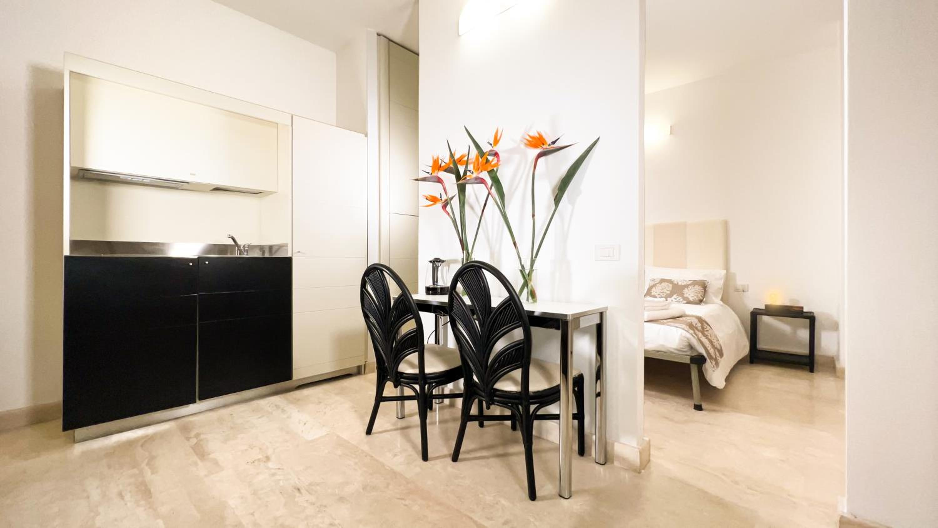 One-Bedroom Apartment