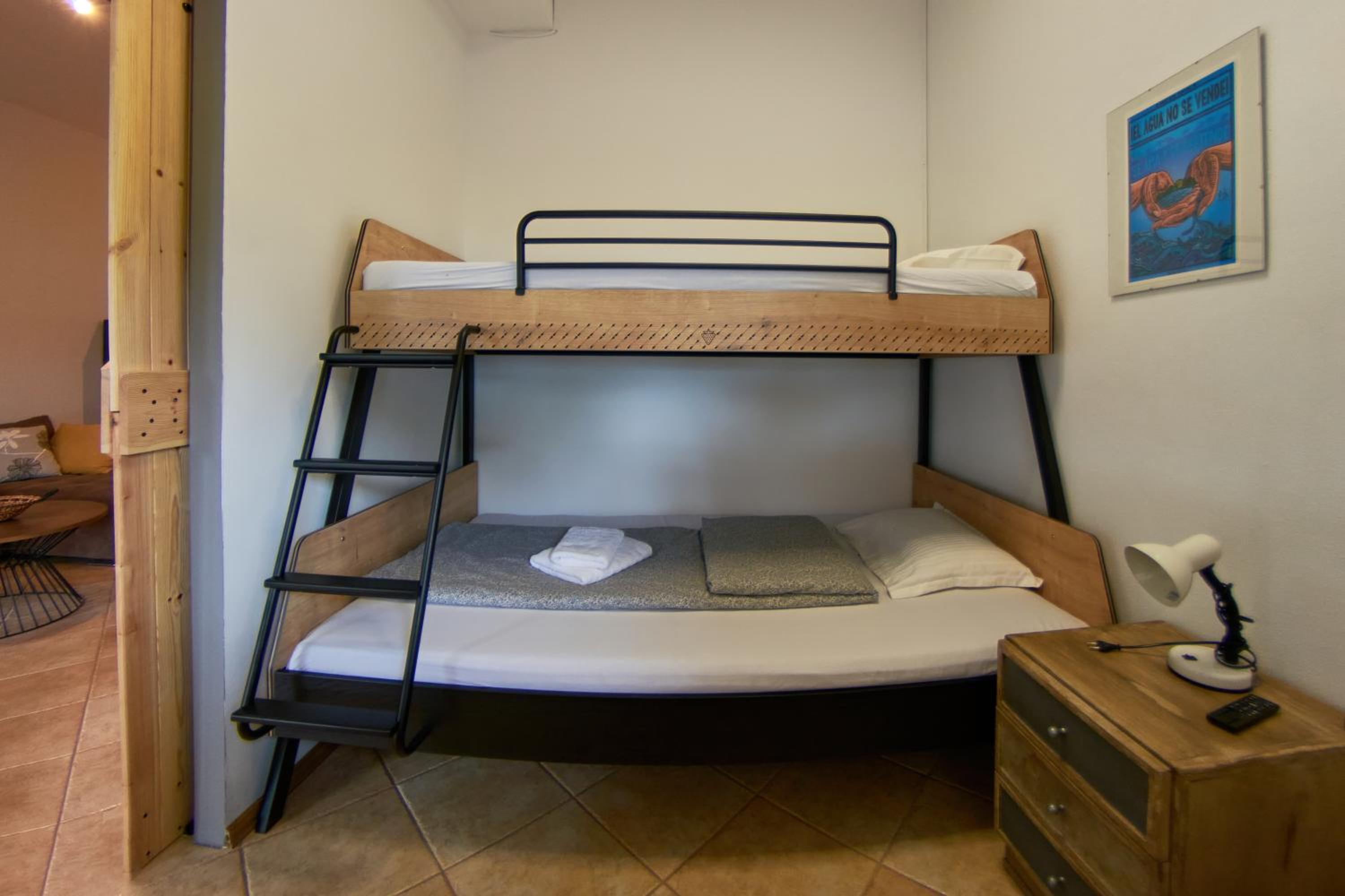 Deluxe Apartment photo 2
