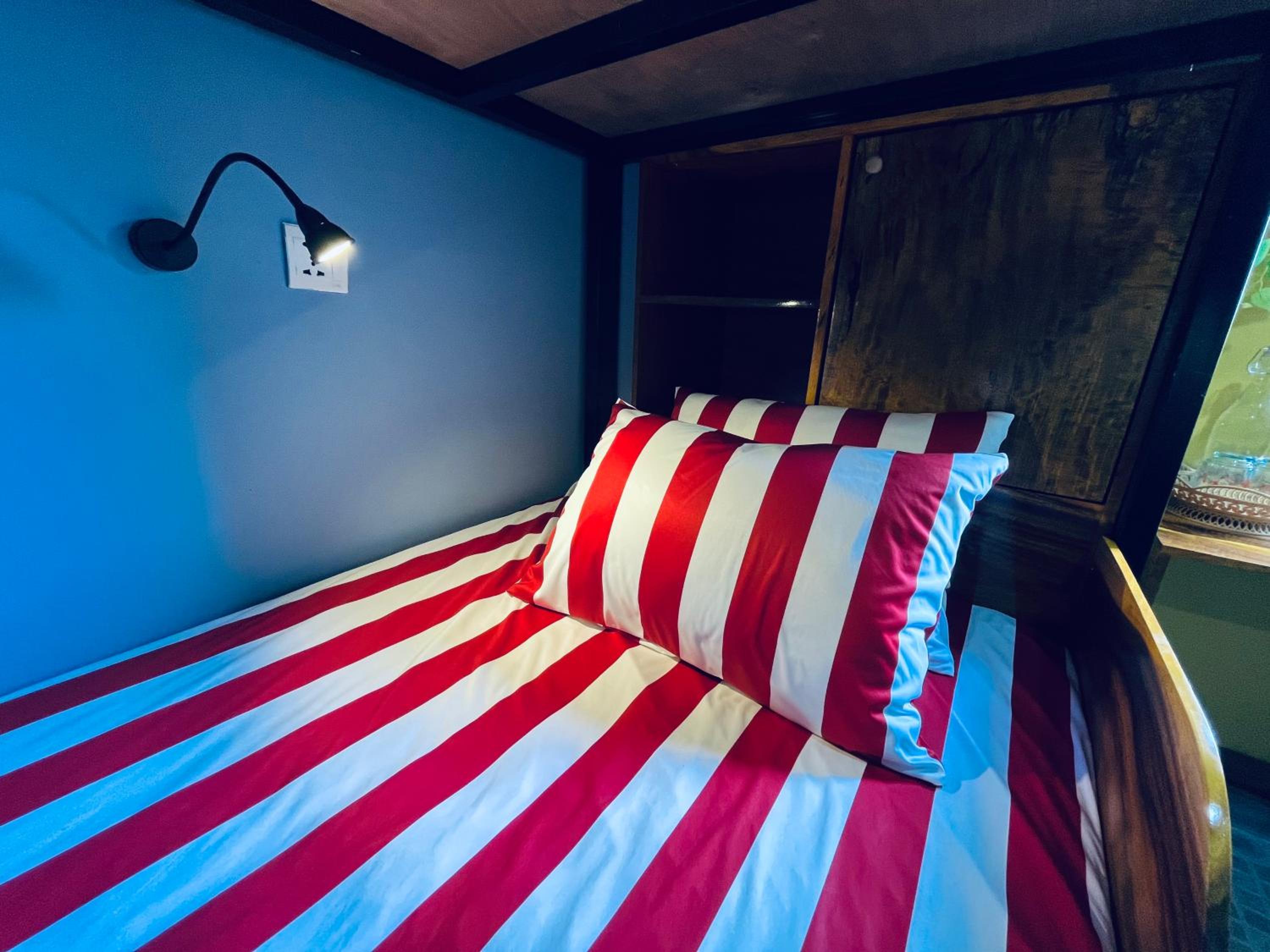 Double Room with Private Bathroom photo 3