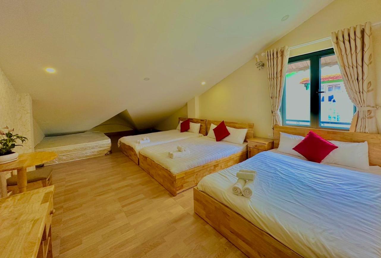 Mixed Dormitory Room