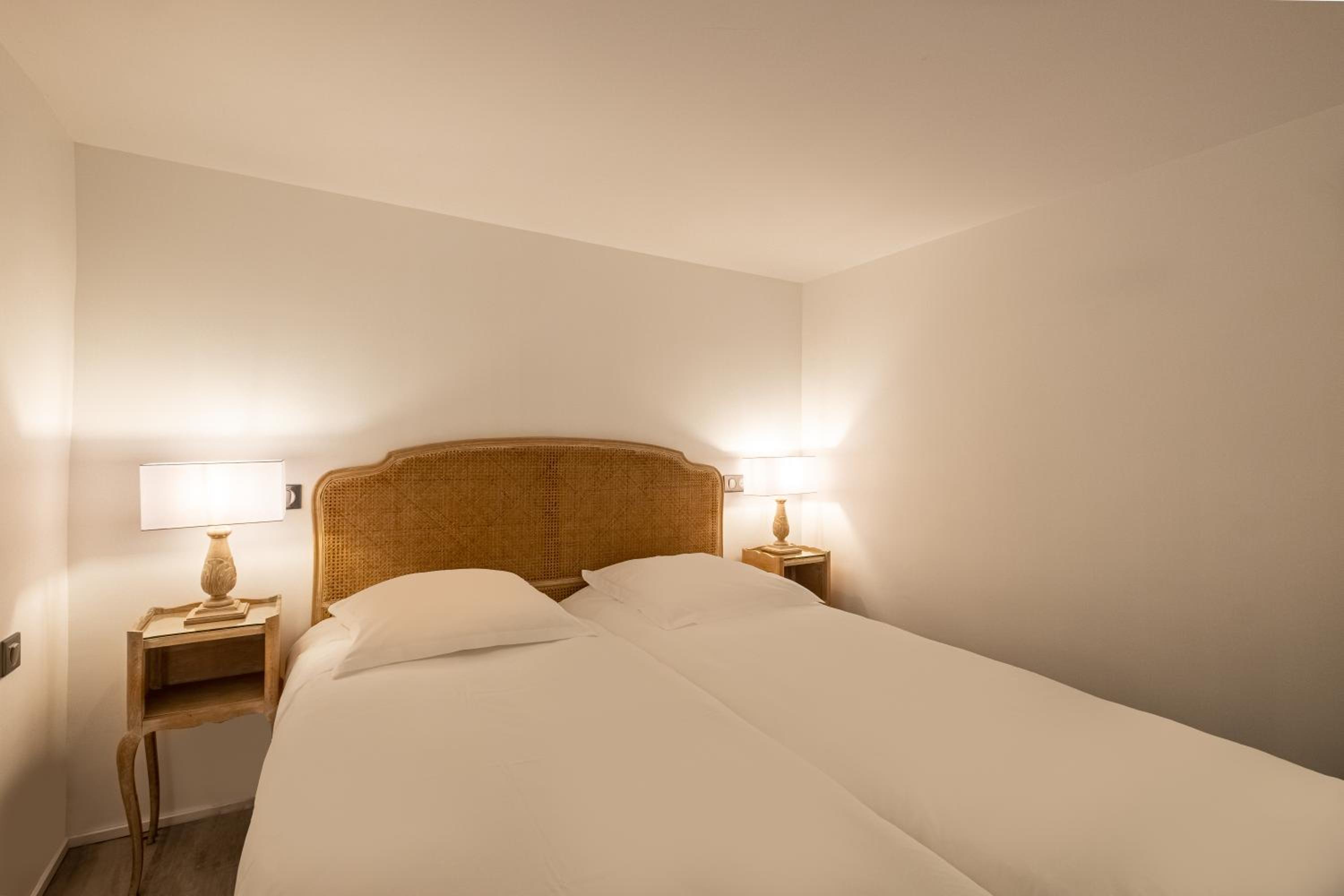 Deluxe Triple Room photo 2