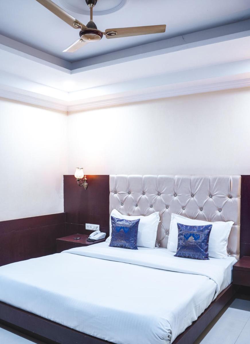 Deluxe Double or Twin Room photo 3