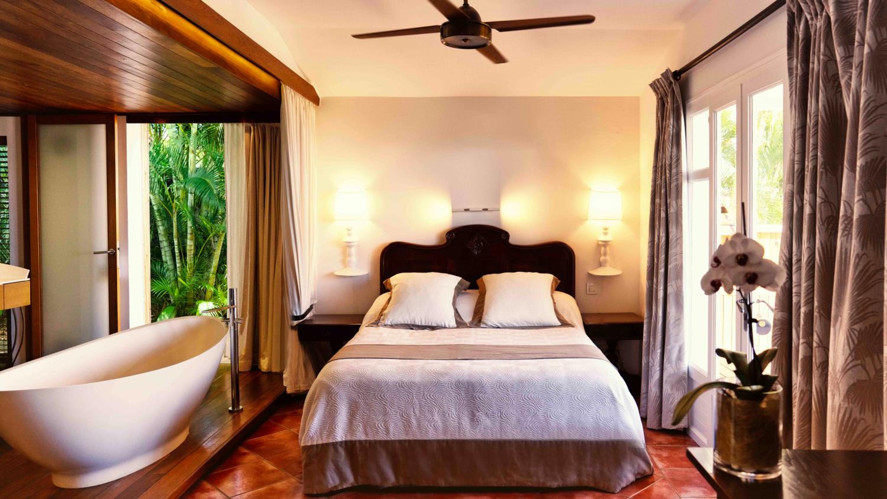 Suite with Private Pool photo 1