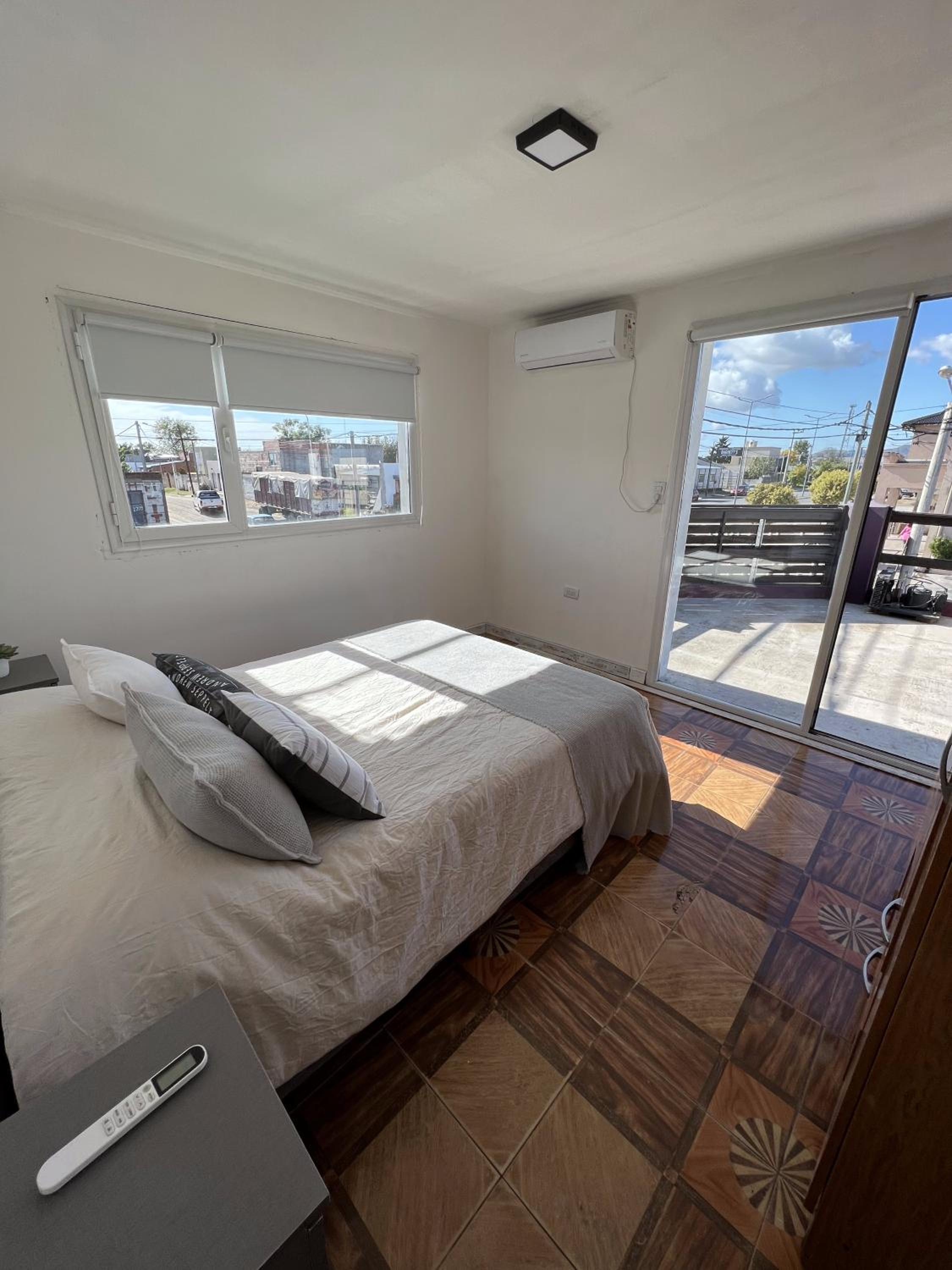 Three-Bedroom Townhouse photo 2