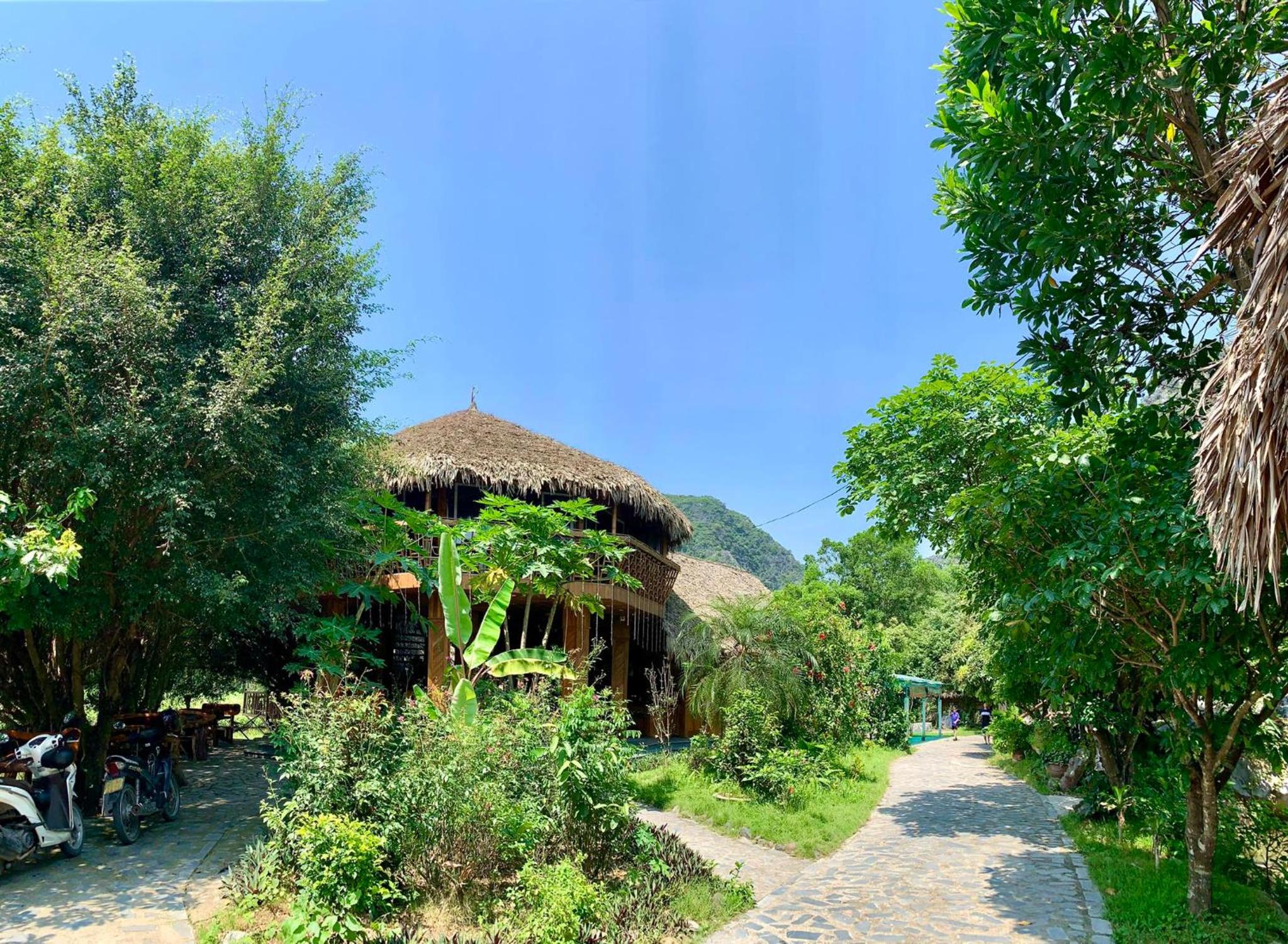 Bungalow - Water Front  photo 3