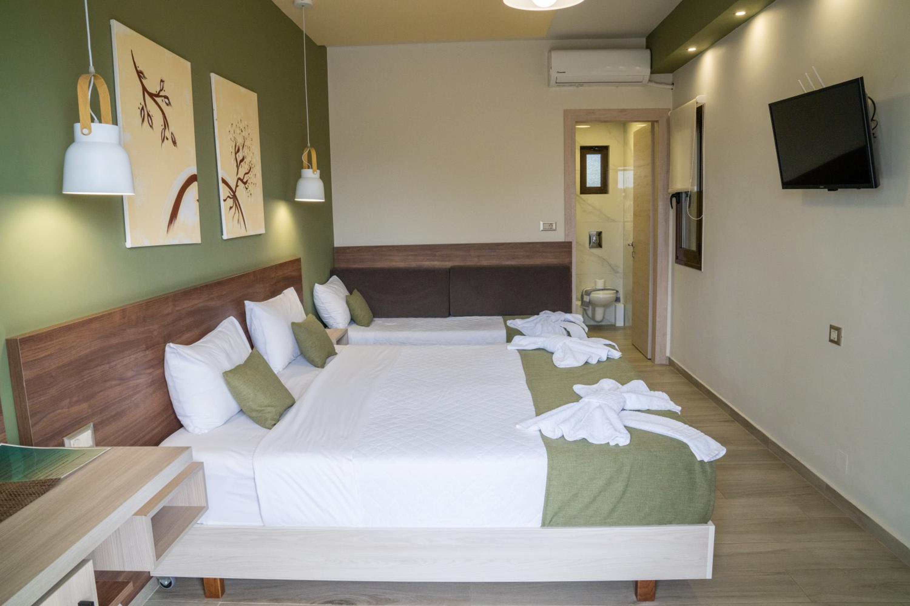 Basic Triple Room - Photo 3
