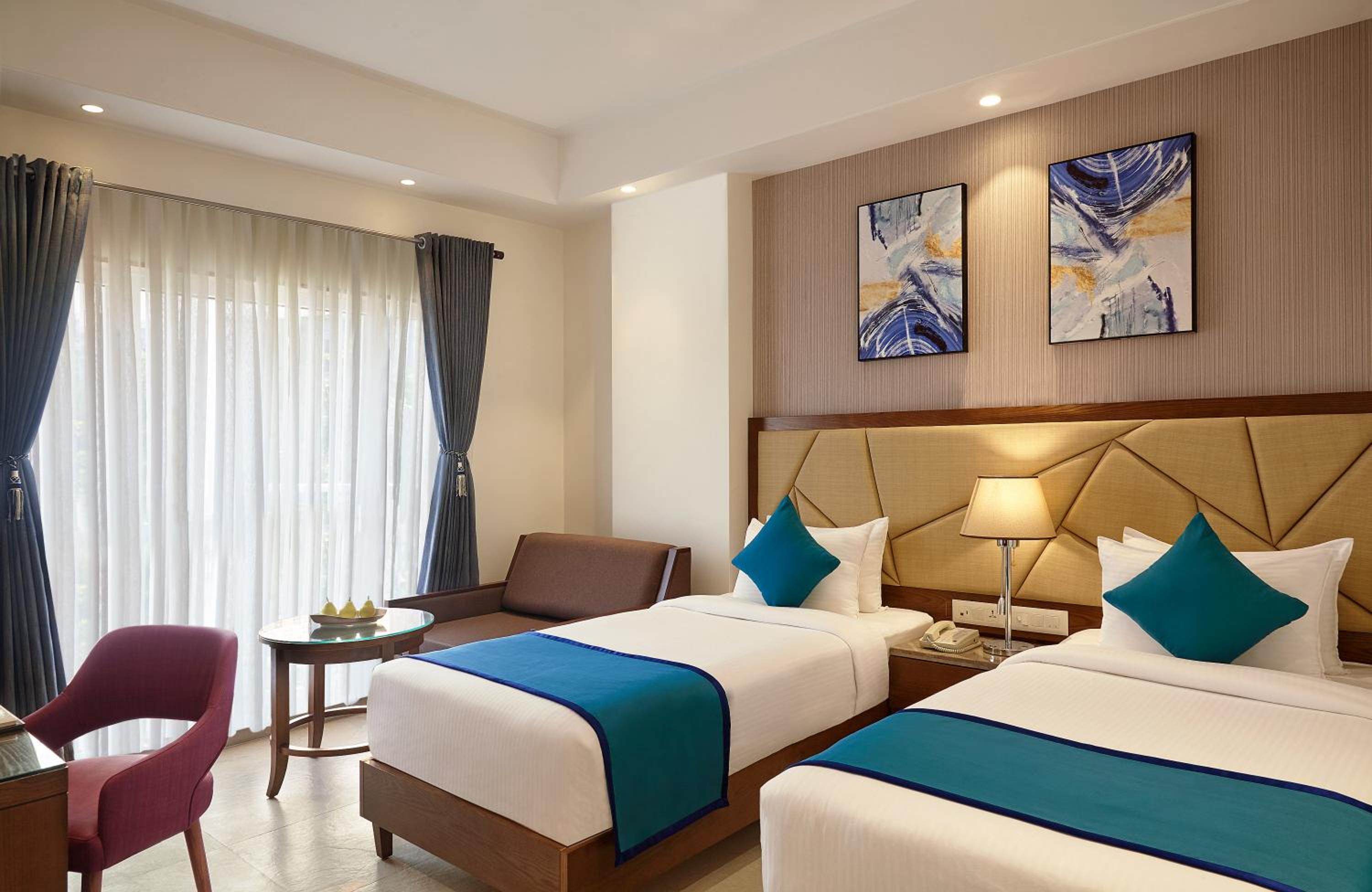 Premium Room - Photo 8
