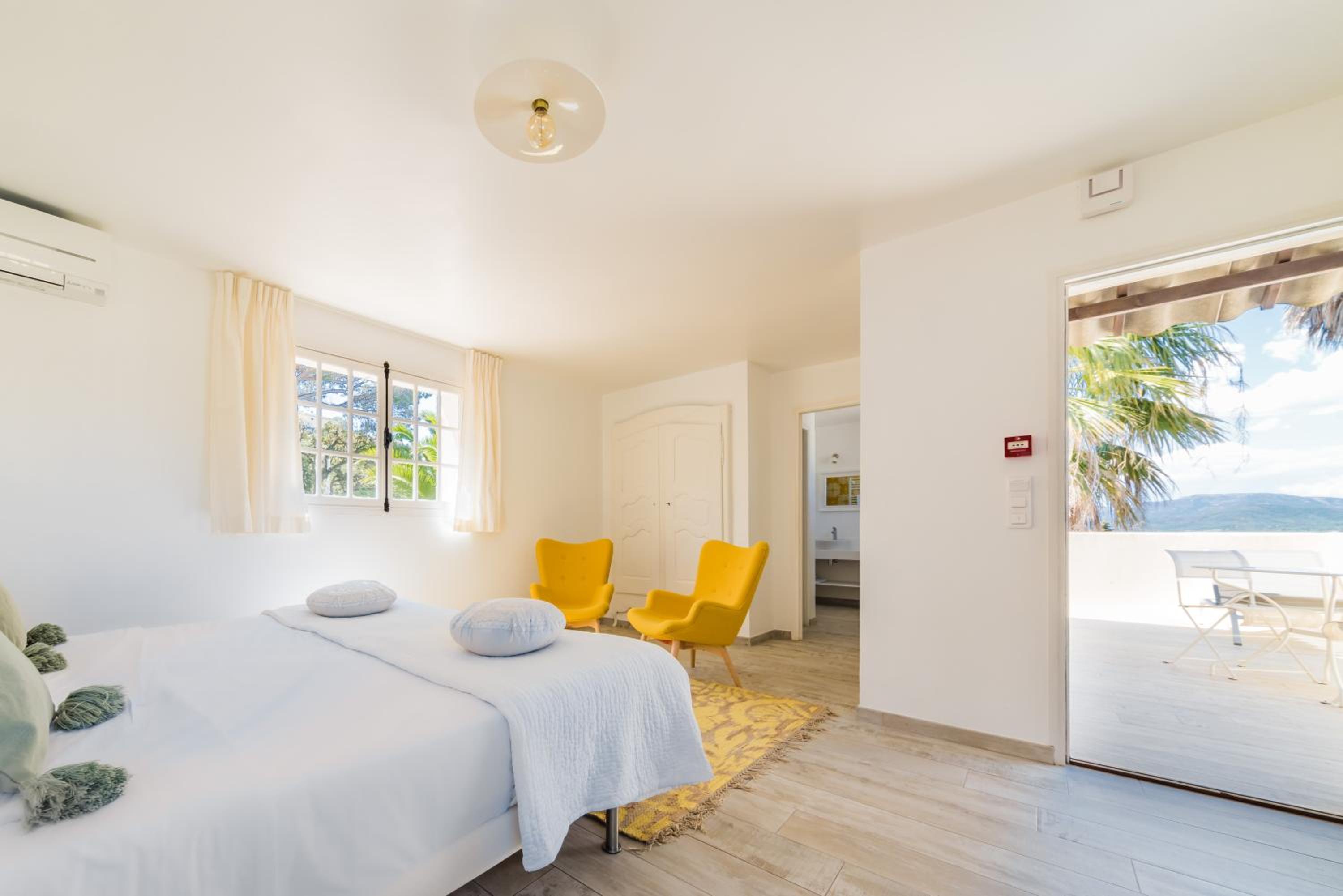 Prestige Room