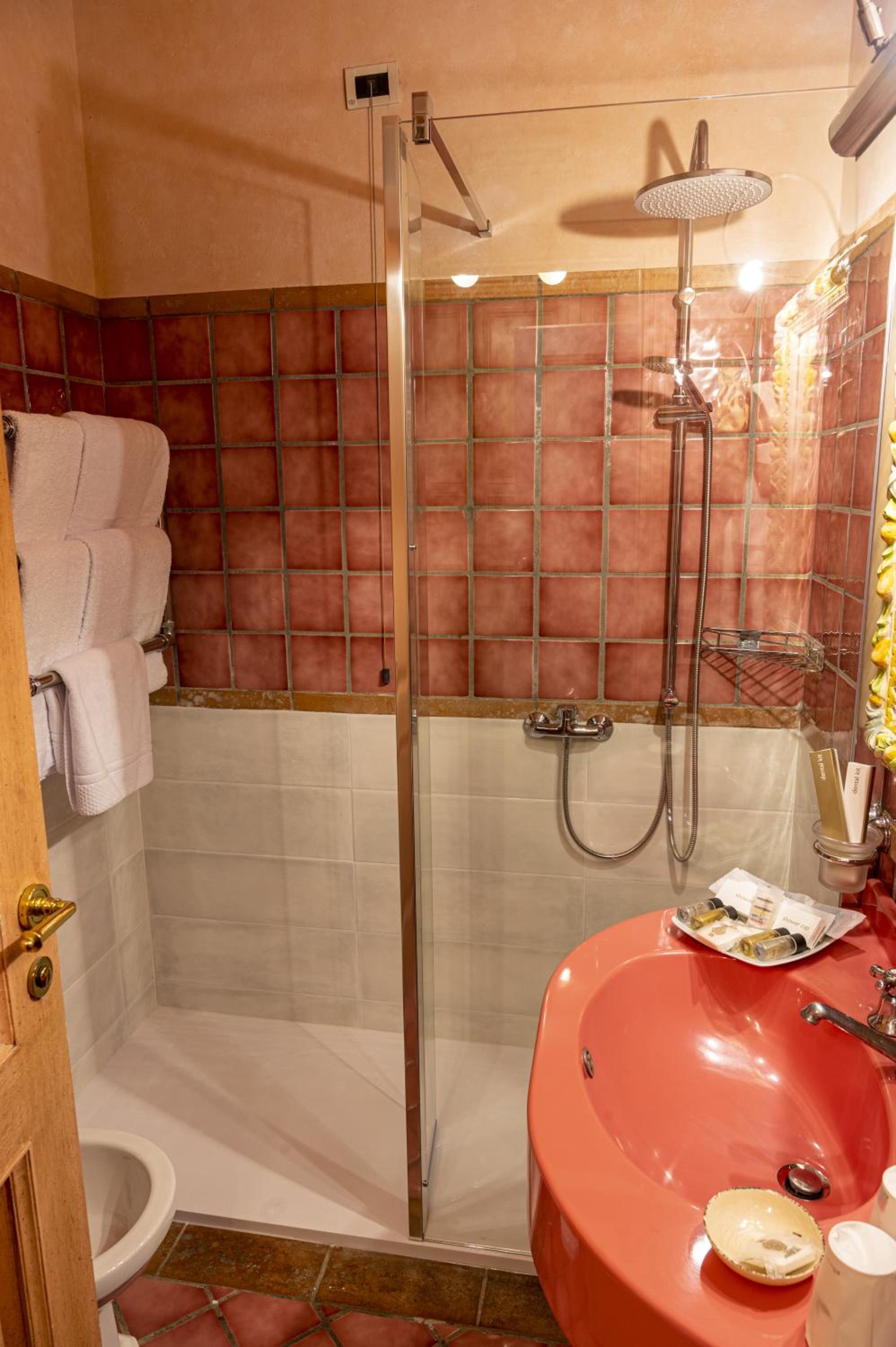 Standard Single Room photo 3