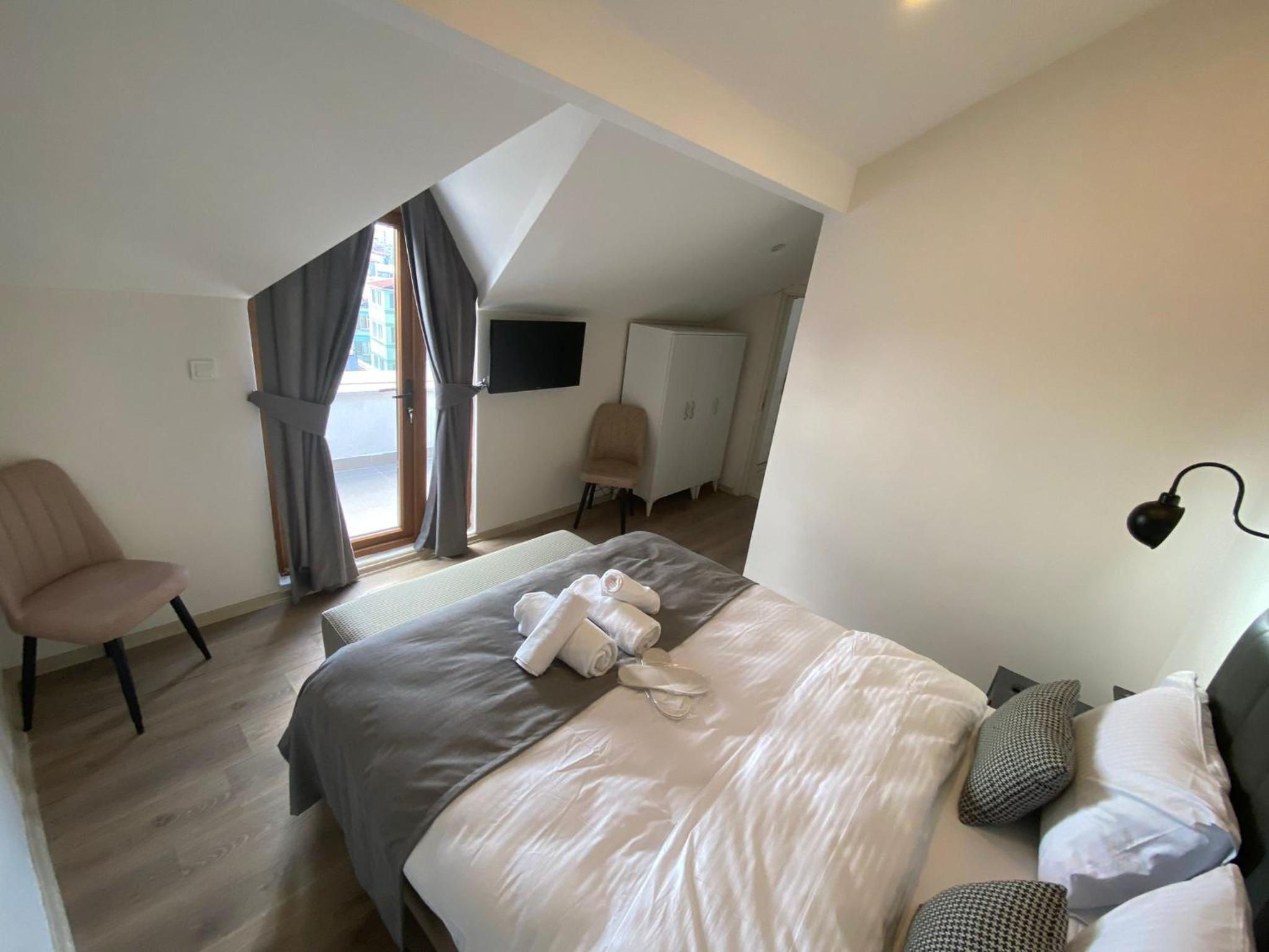 Suite with Terrace photo 3