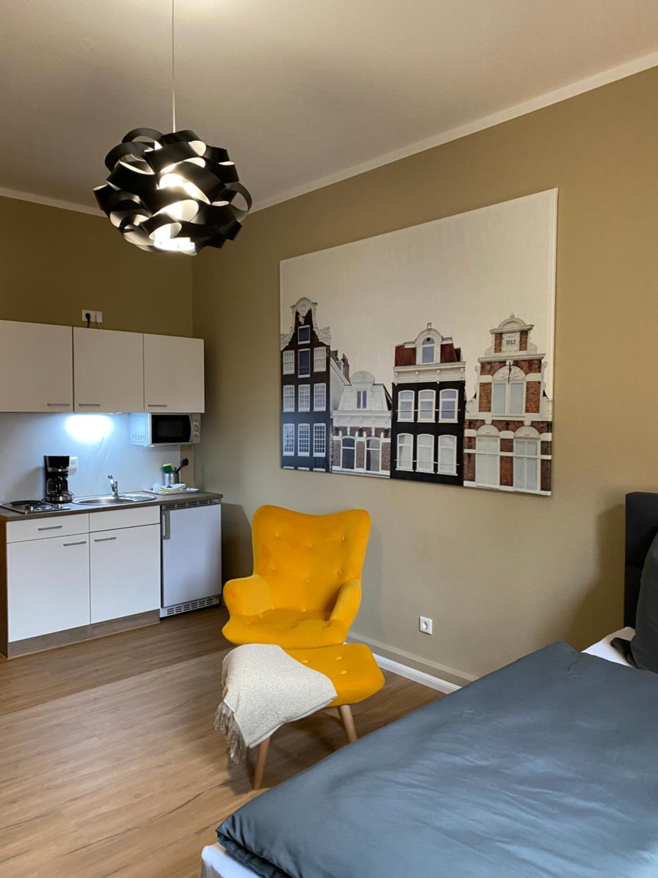 One-Bedroom Apartment photo 2