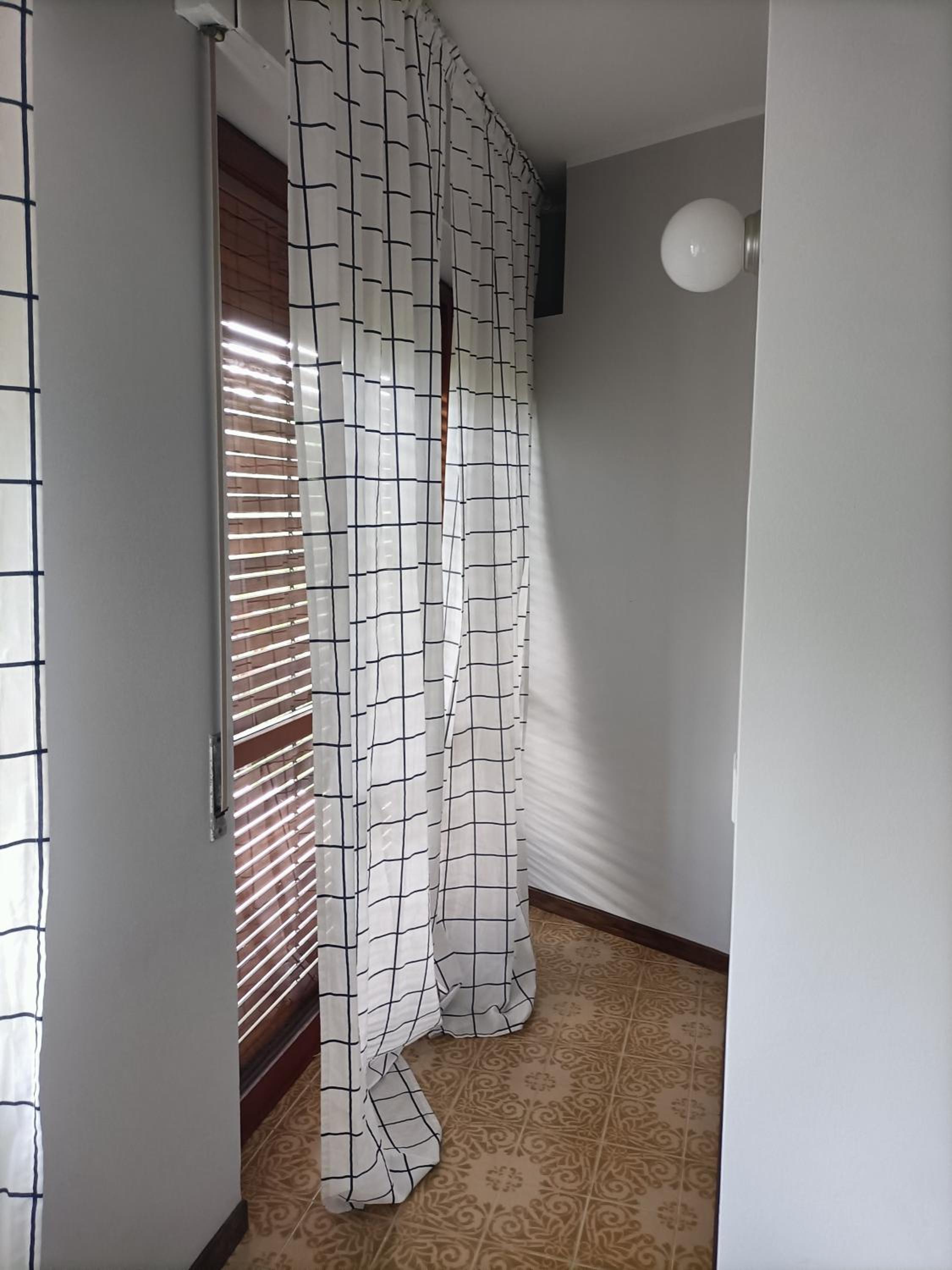 Triple Room with Balcony - Photo 21