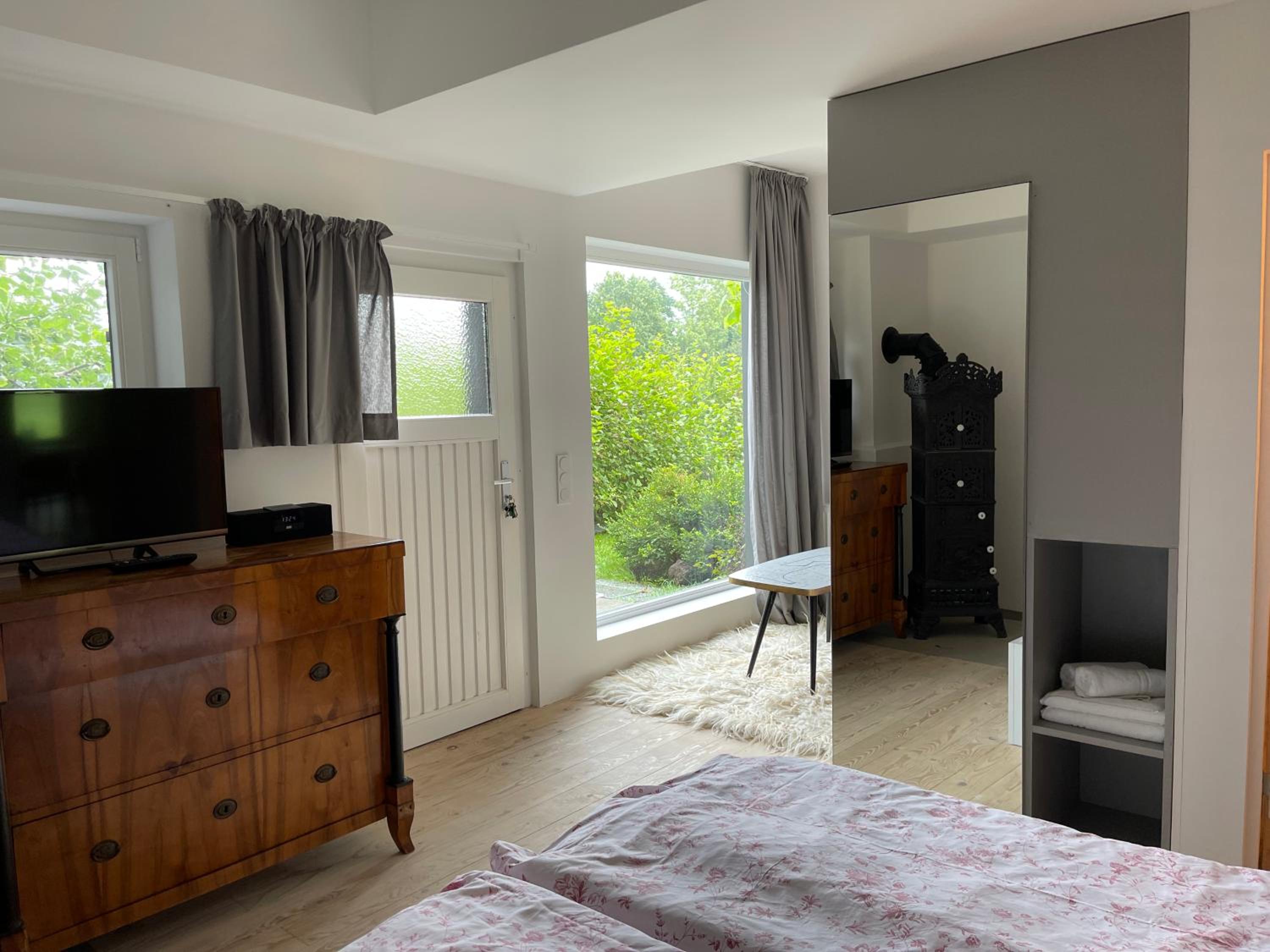 Studio Apartment 7 photo 2