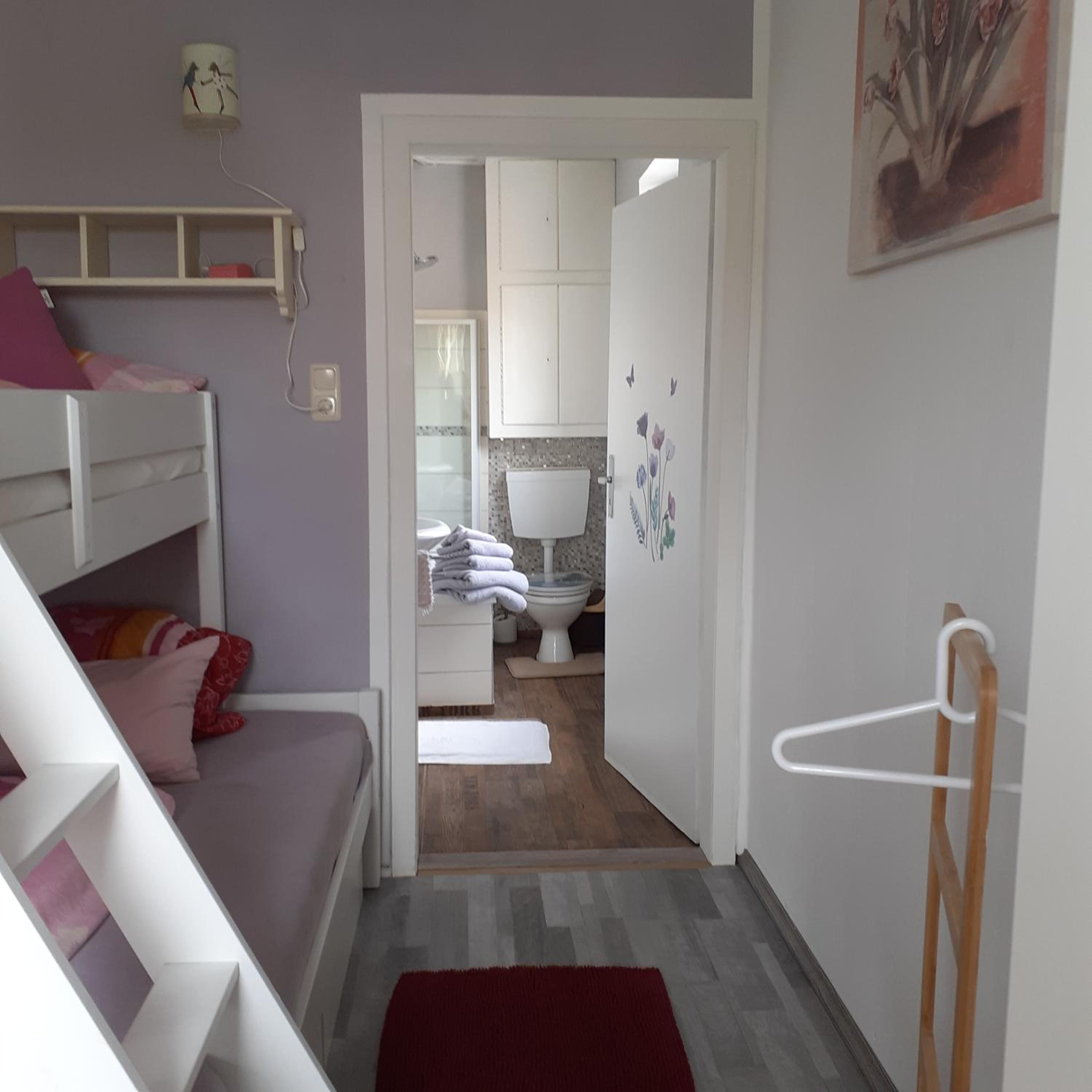 One-Bedroom Apartment photo 3