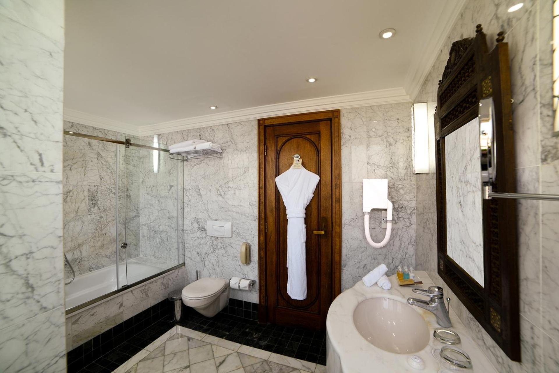 Executive Suite photo 3