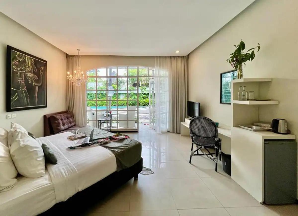 Casa Artista Pool View Room - Photo 11