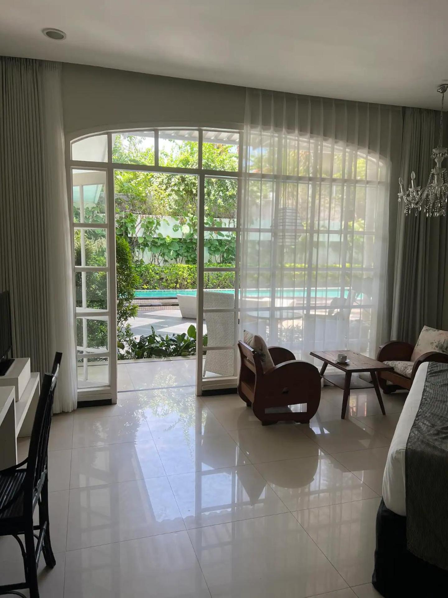 Casa Artista Pool View Room - Photo 13