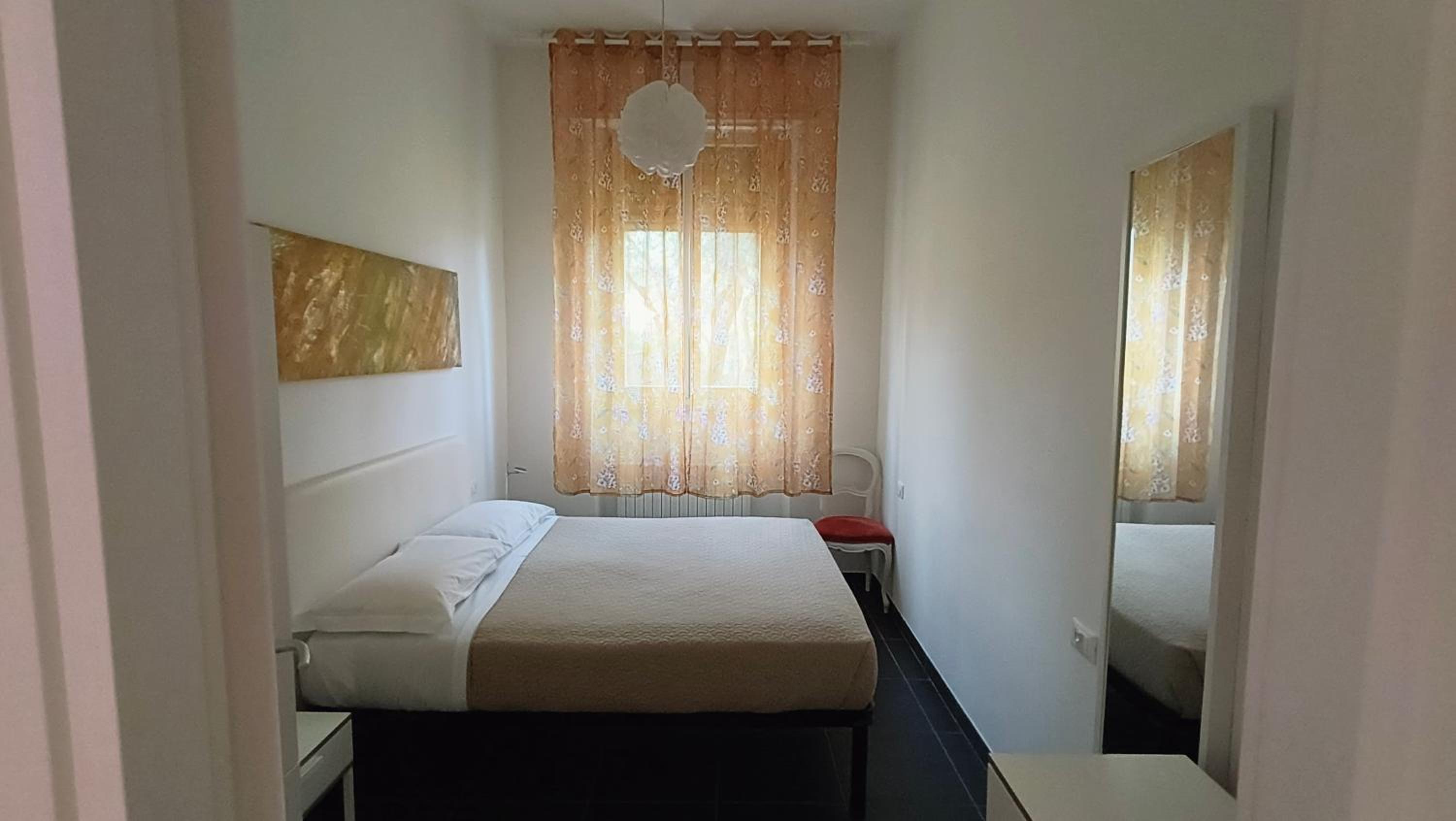 Appartamento con 2 Camere da Letto e Patio