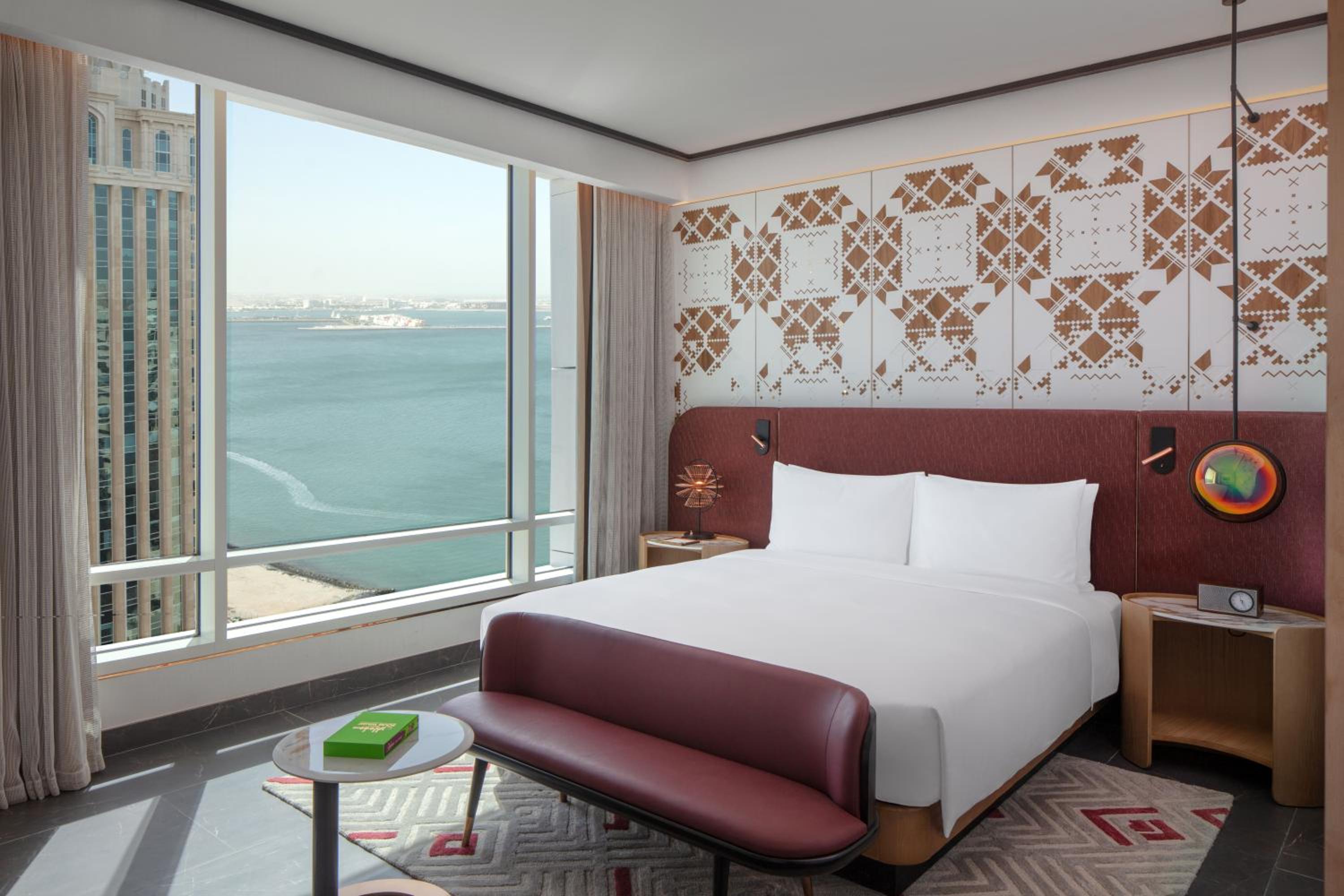 Andaz Suite - Photo 4
