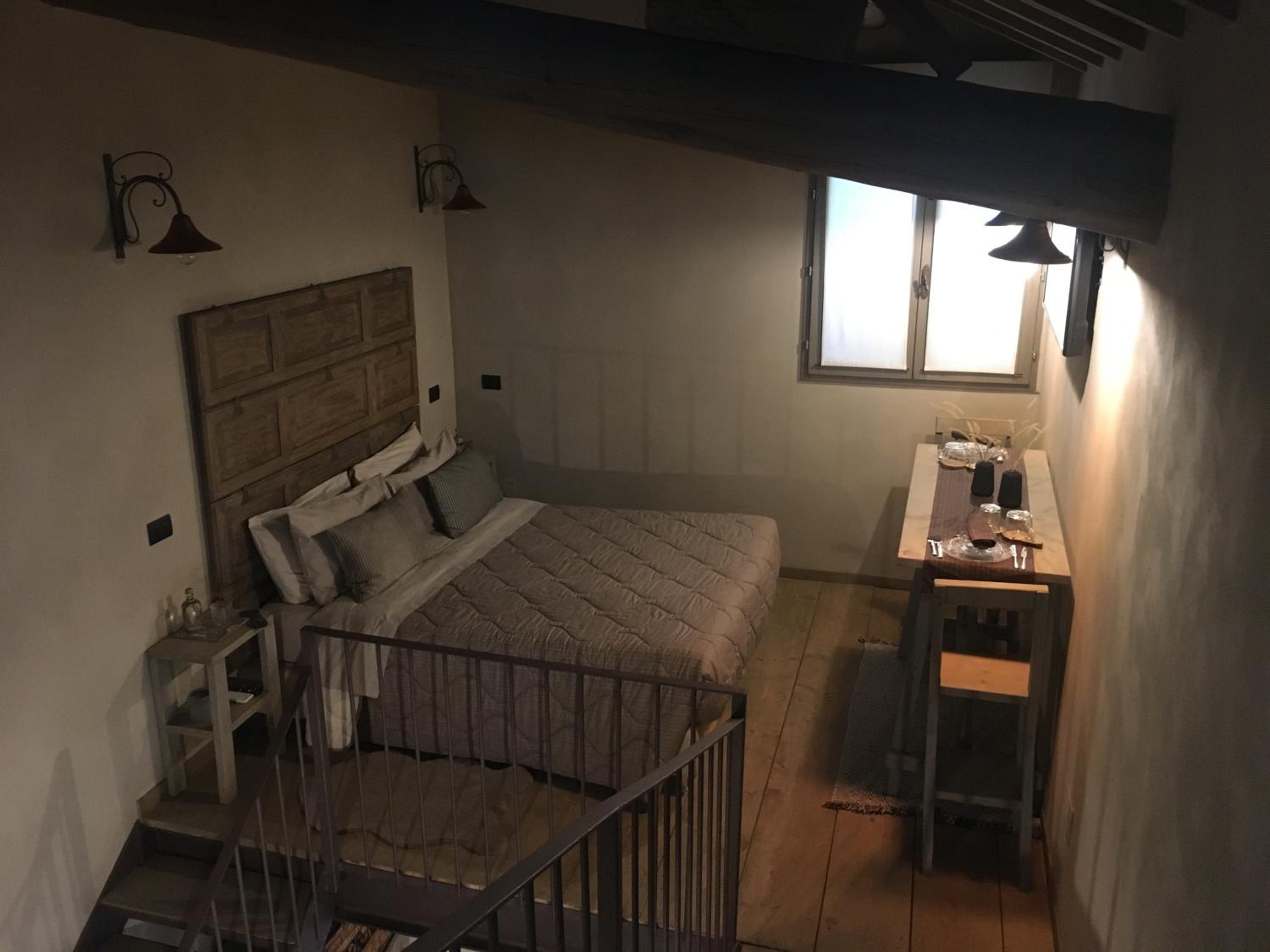 Deluxe Junior Suite - Photo 2