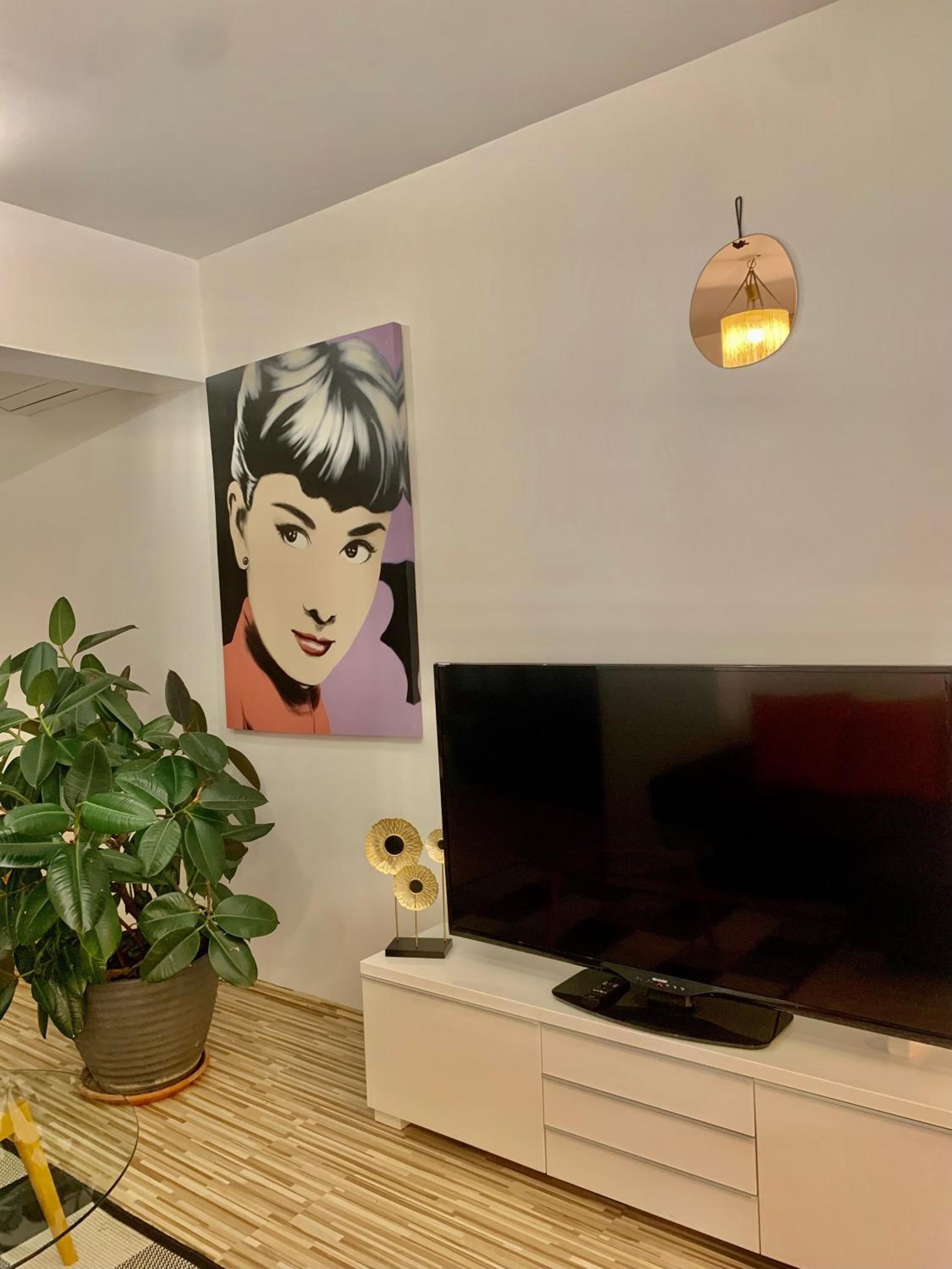Apartment - Photo 32