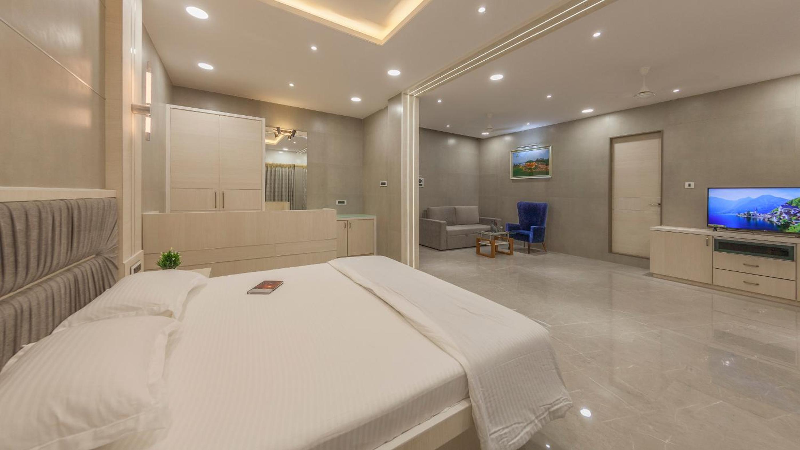 Executive Suite photo 1