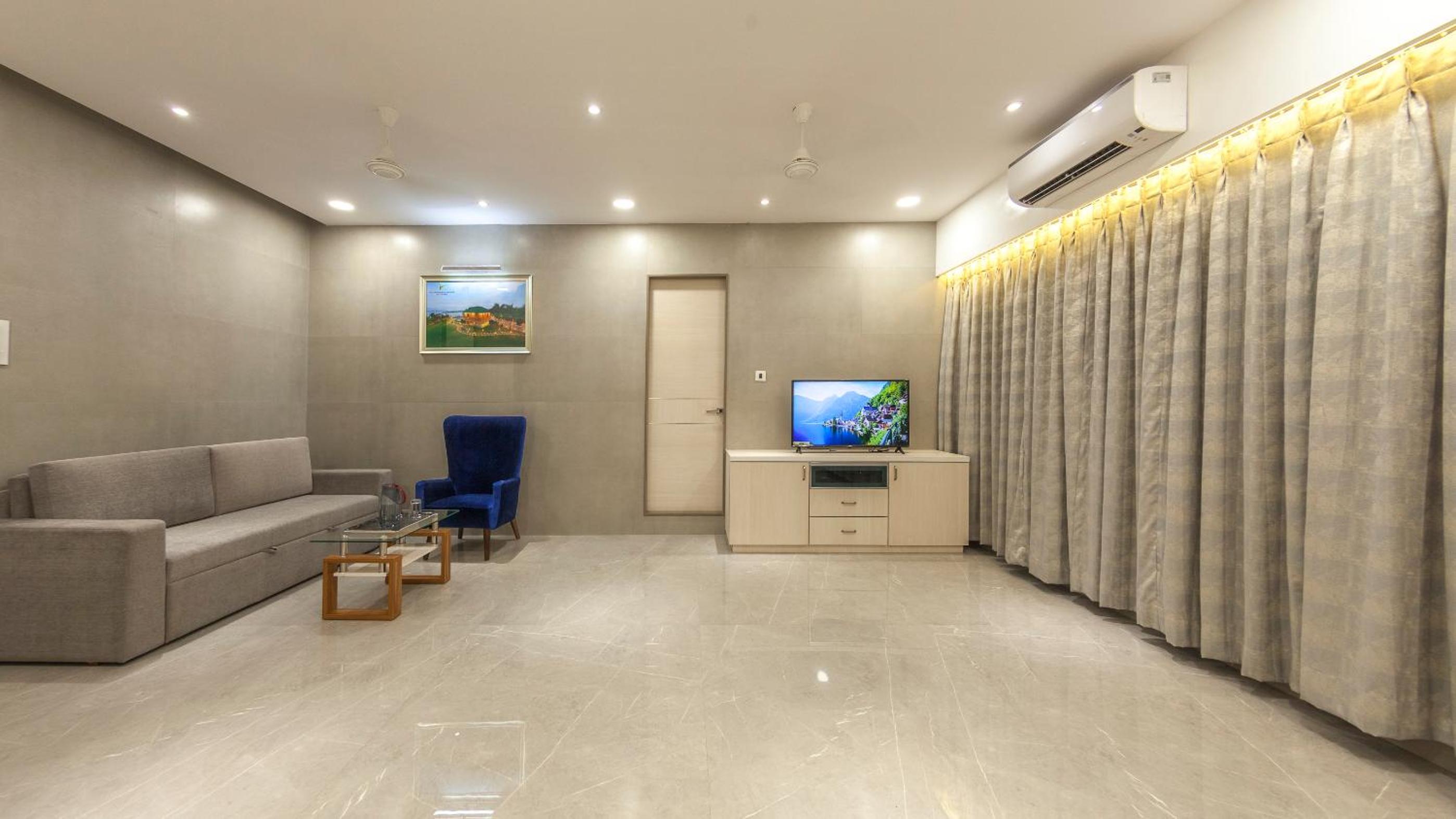 Executive Suite photo 2
