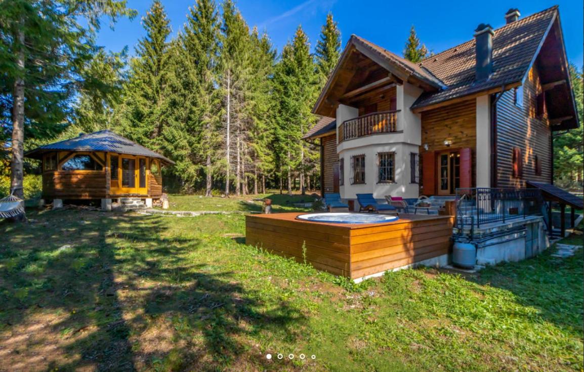 Four-Bedroom House photo 1