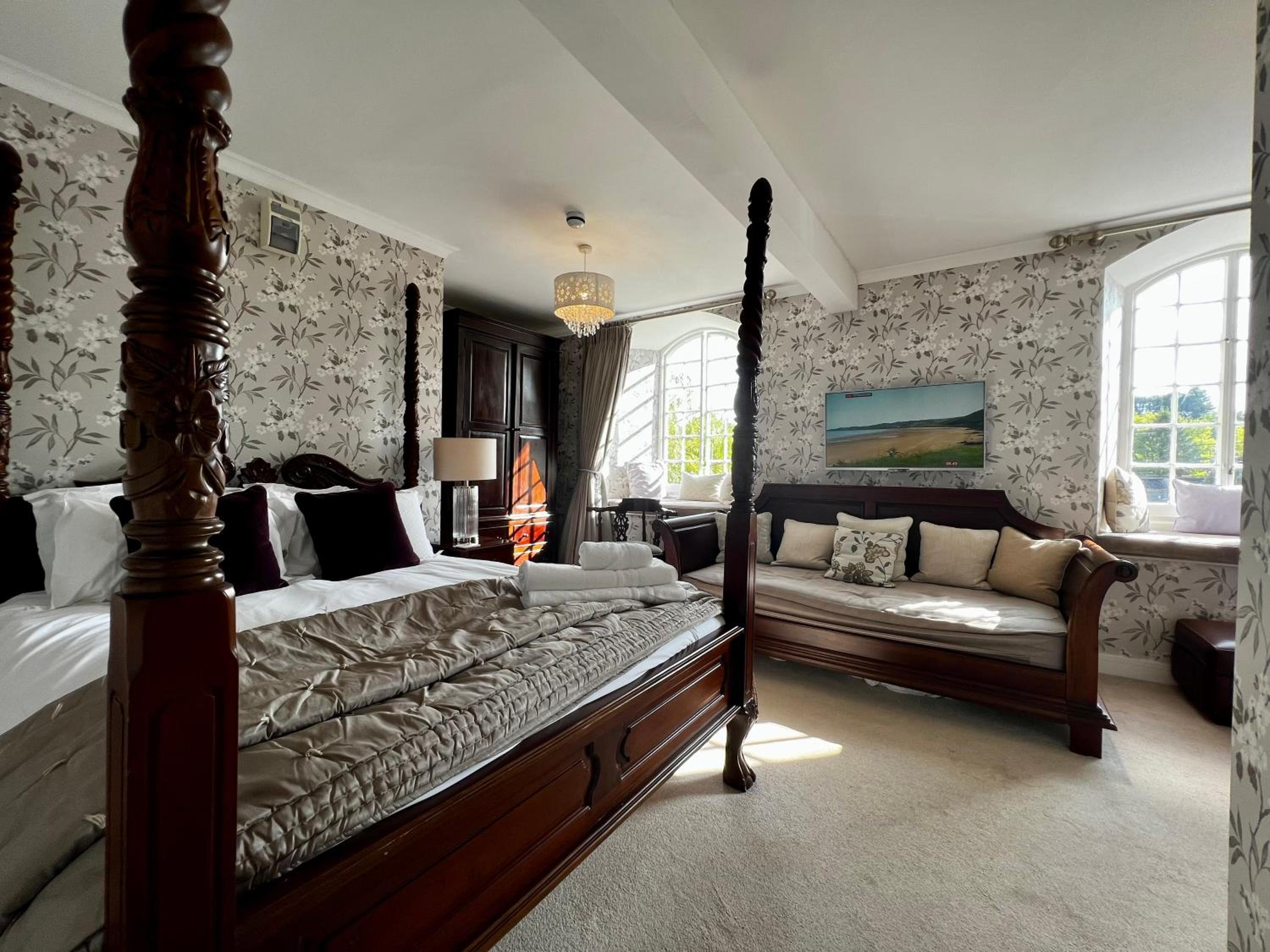Superior Double Room - Photo 1