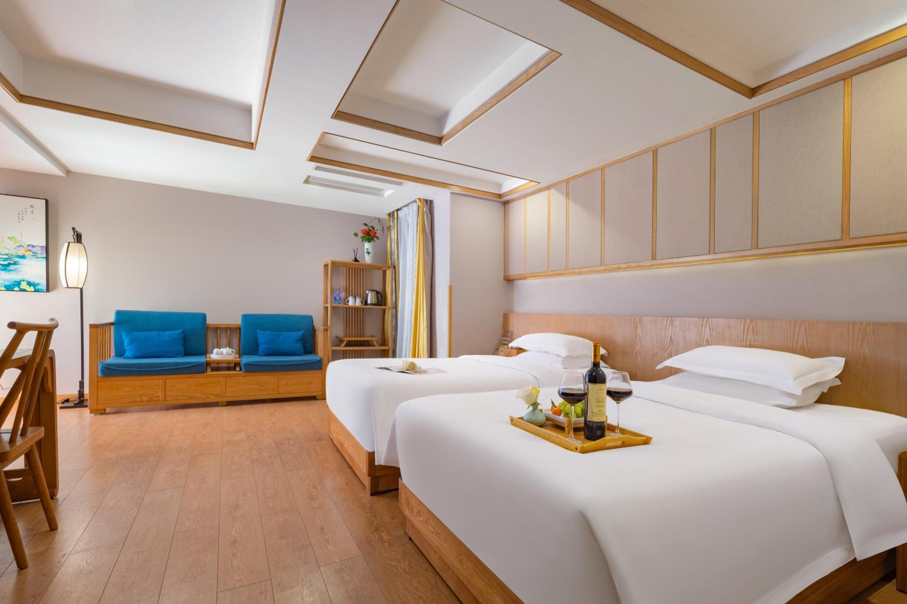 Deluxe Twin Room