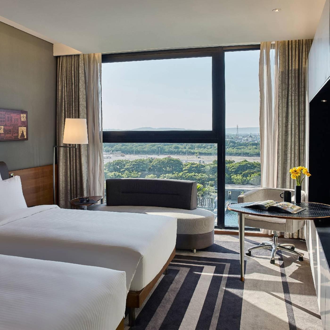 Superior Twin Room - Photo 2
