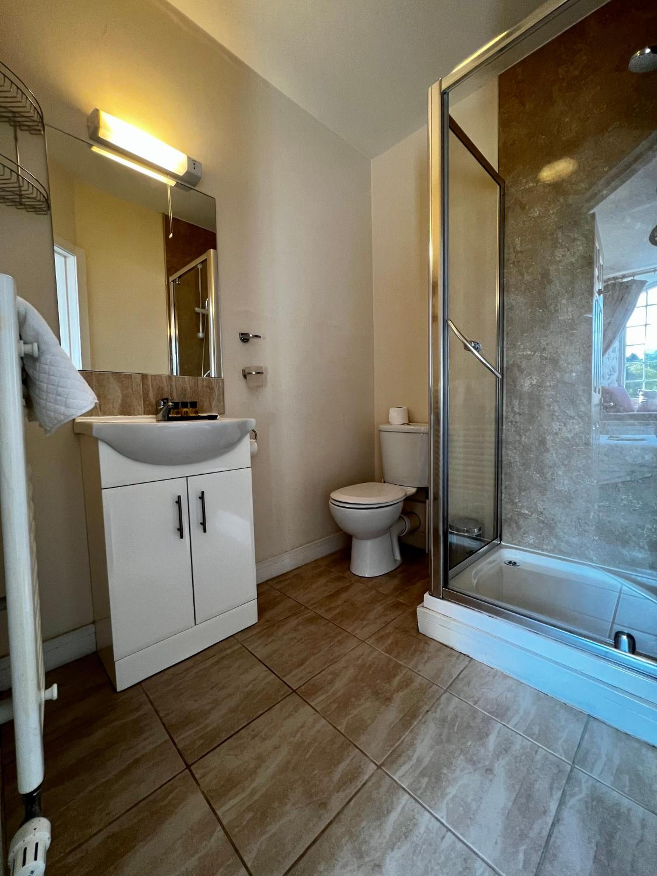 Double Room - Photo 19