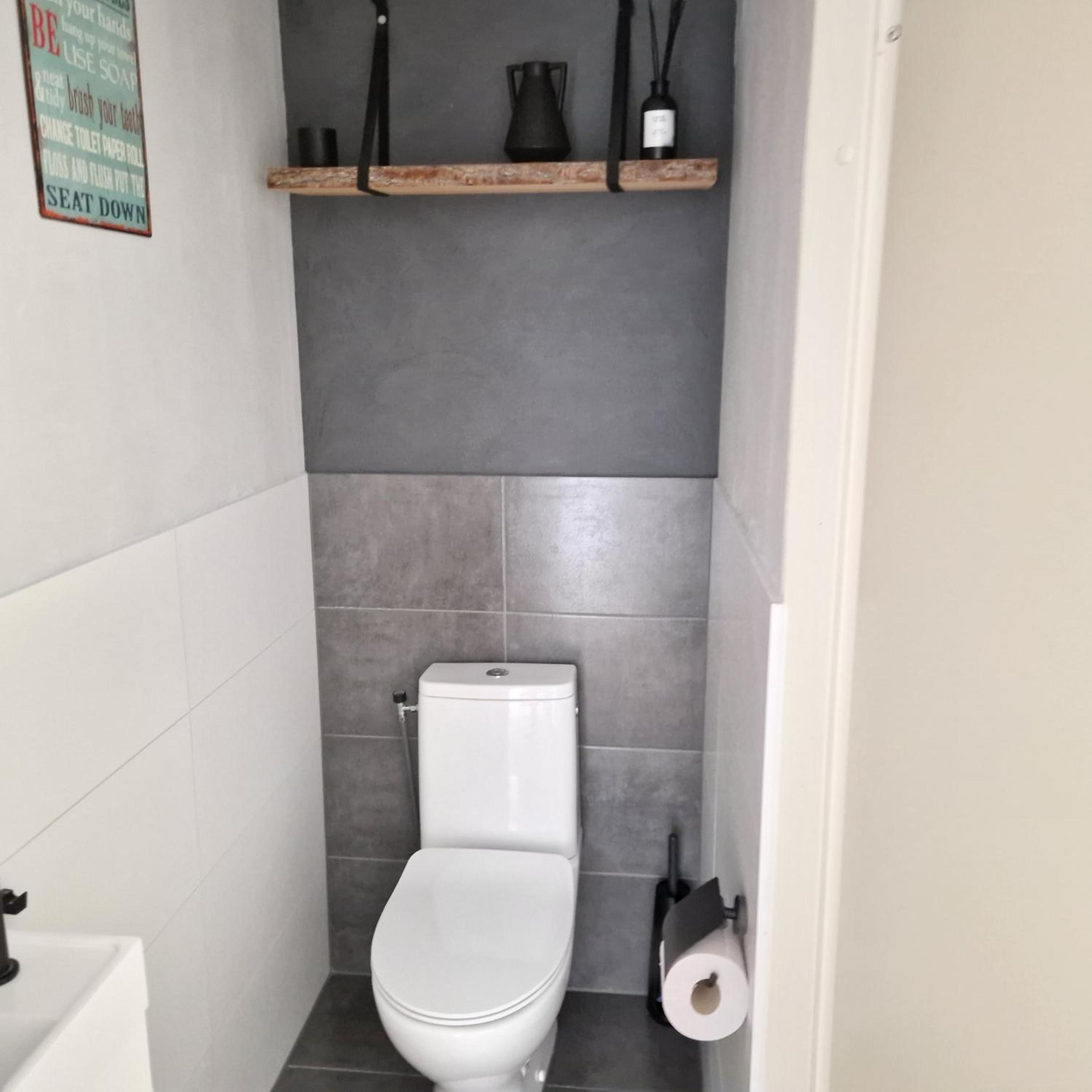 Three-Bedroom House photo 3