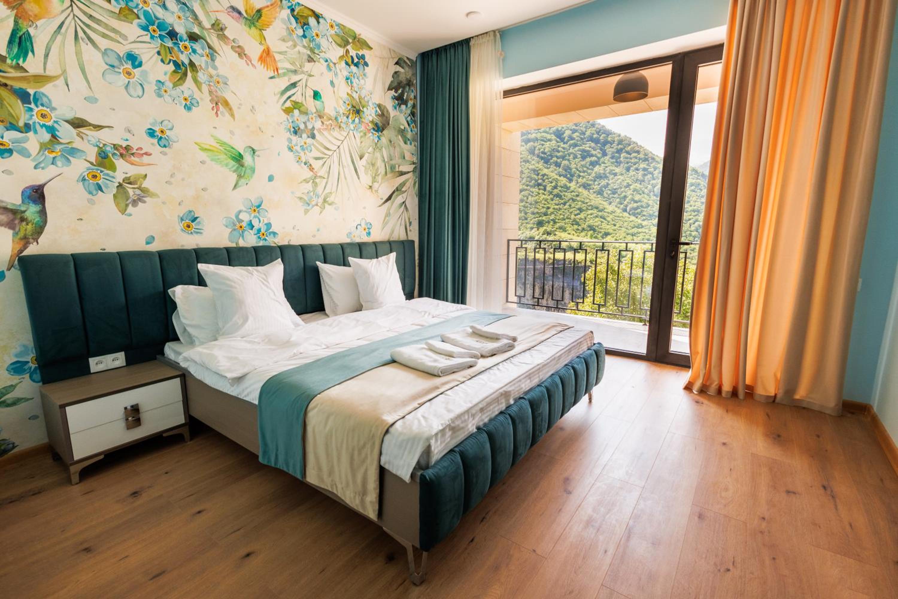 Queen Room with Balcony