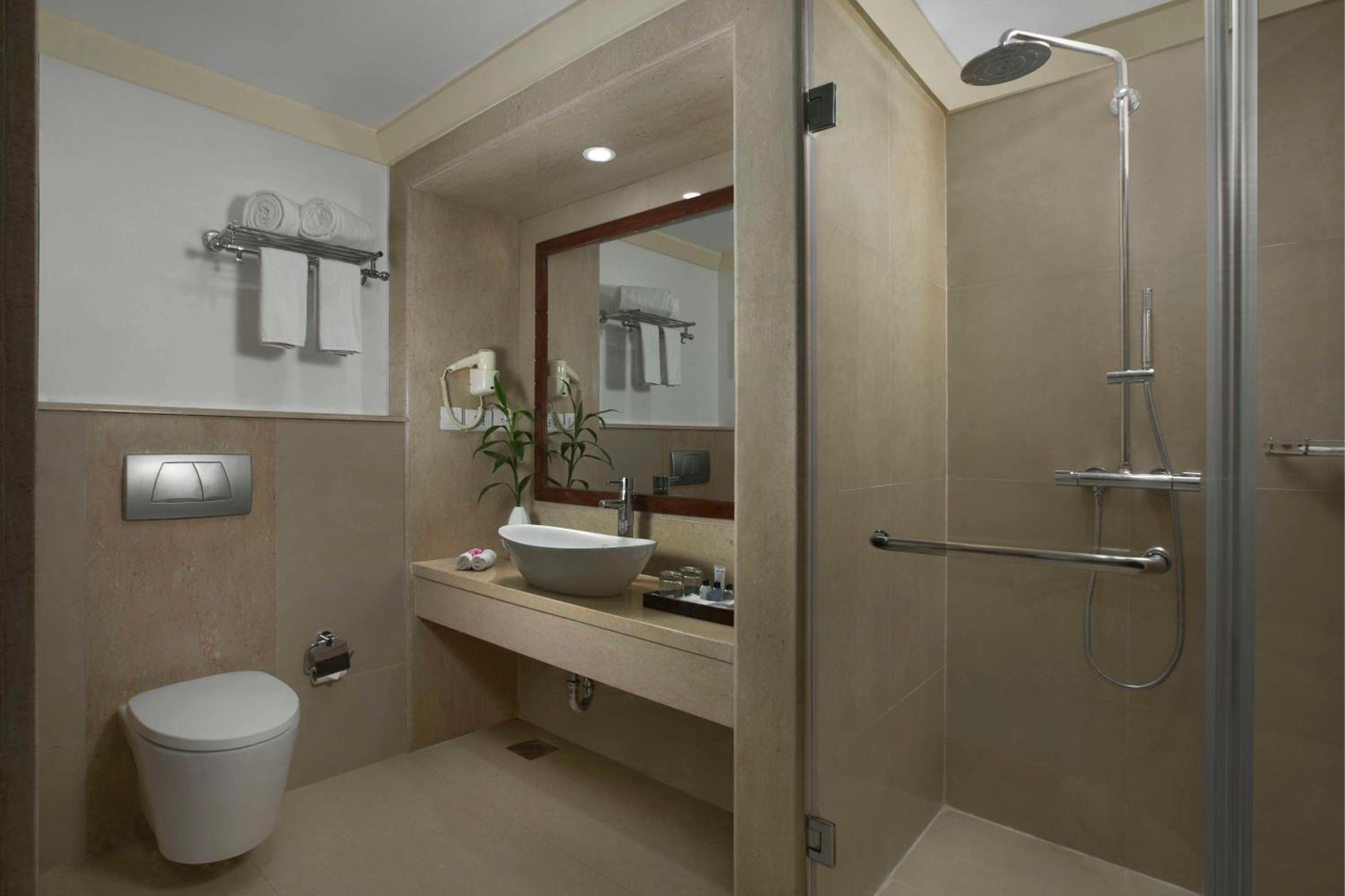 Superior room with Balcony - 10% Discount of Food & Soft Beverages and SPA - Photo 3