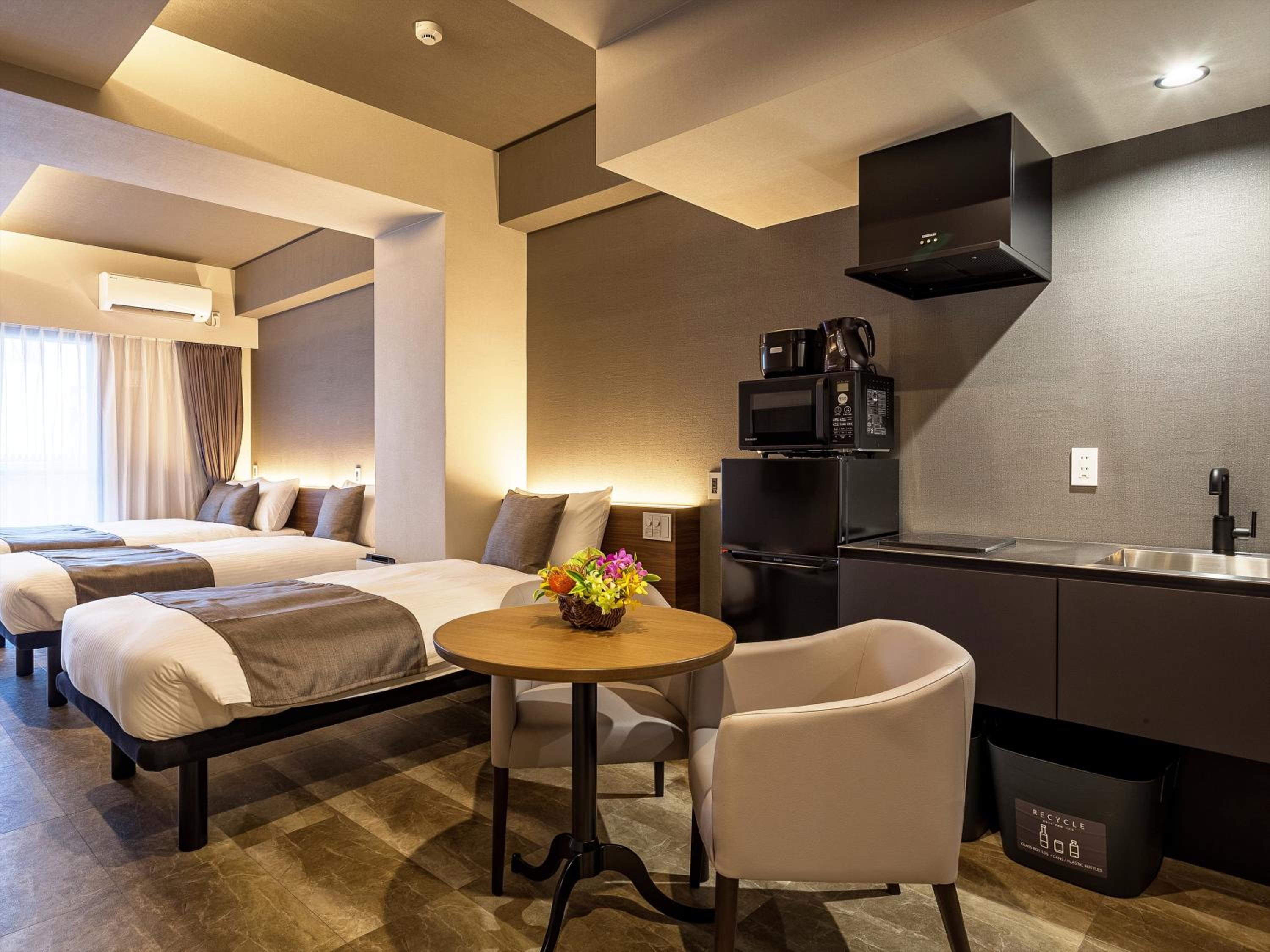 Deluxe Triple Room