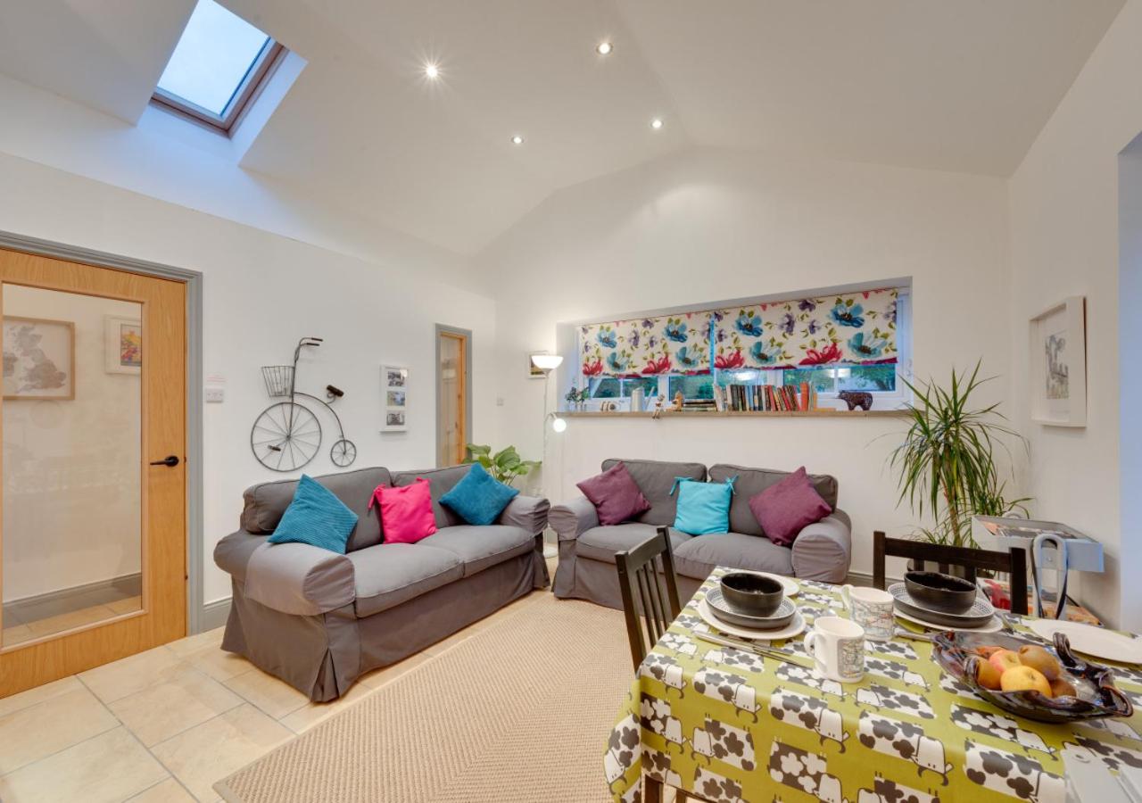 One-Bedroom House photo 1