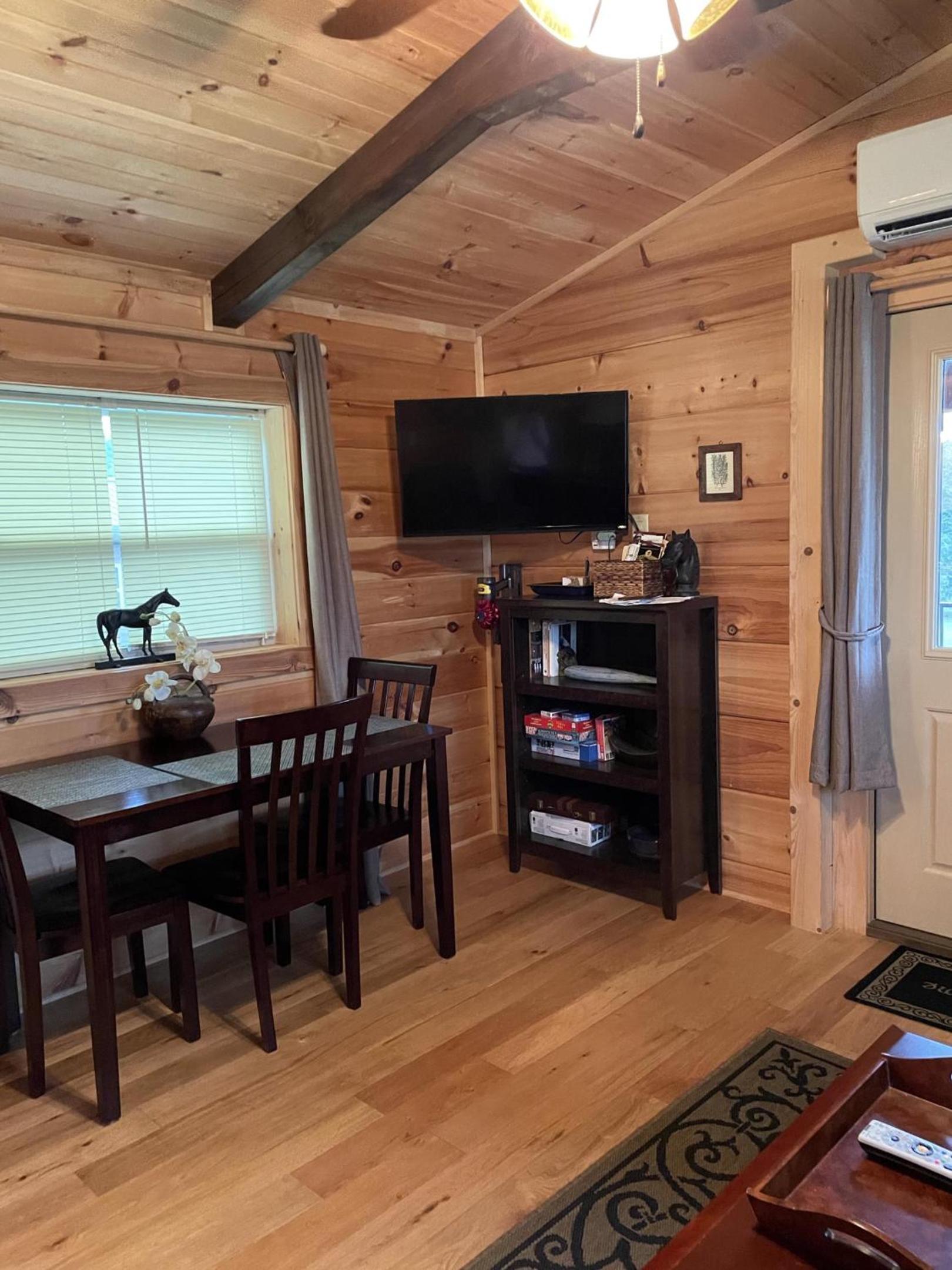 One-Bedroom Holiday Home photo 2